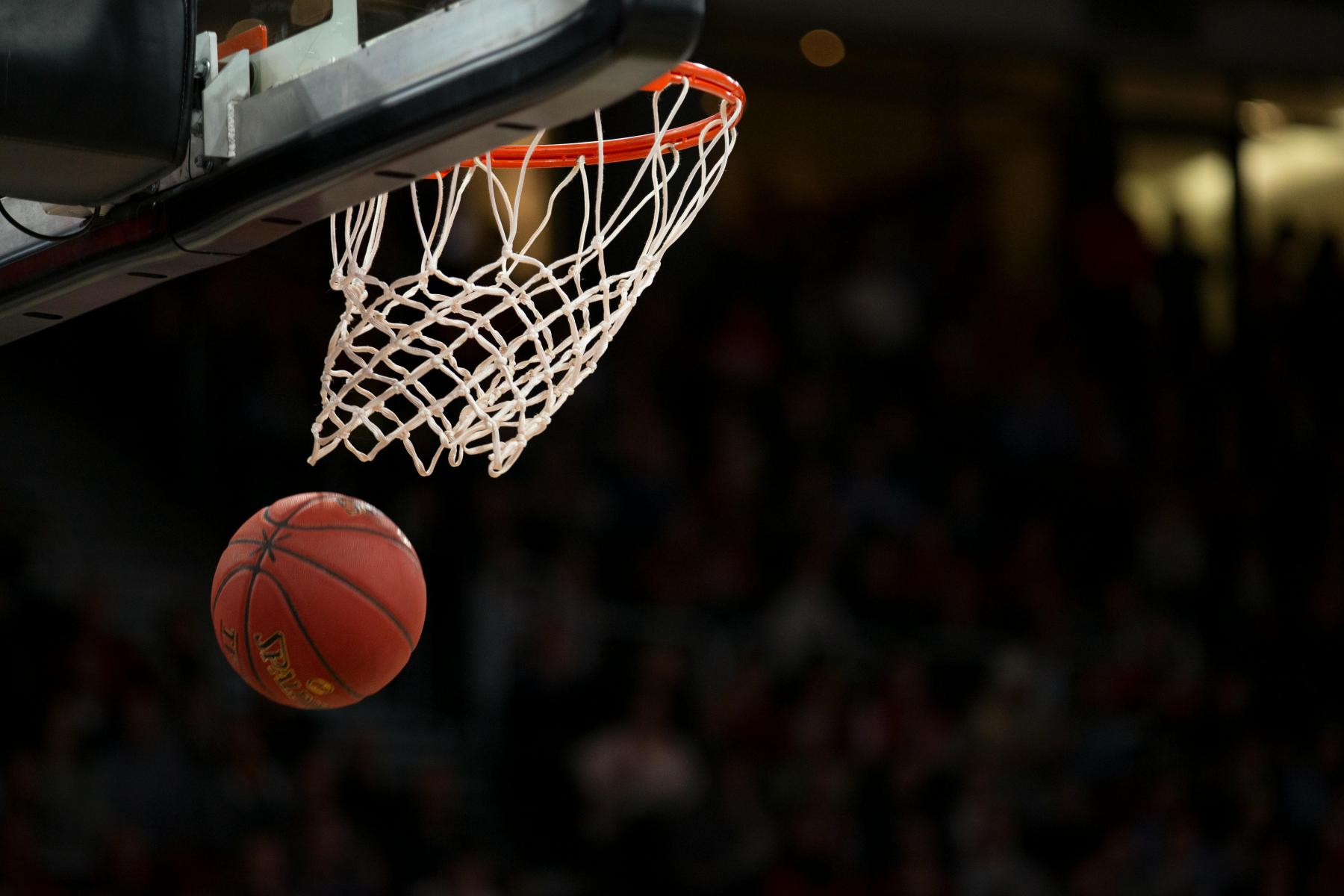 Santa Barbara Gauchos at Hawaii Rainbow Warriors Mens Basketball