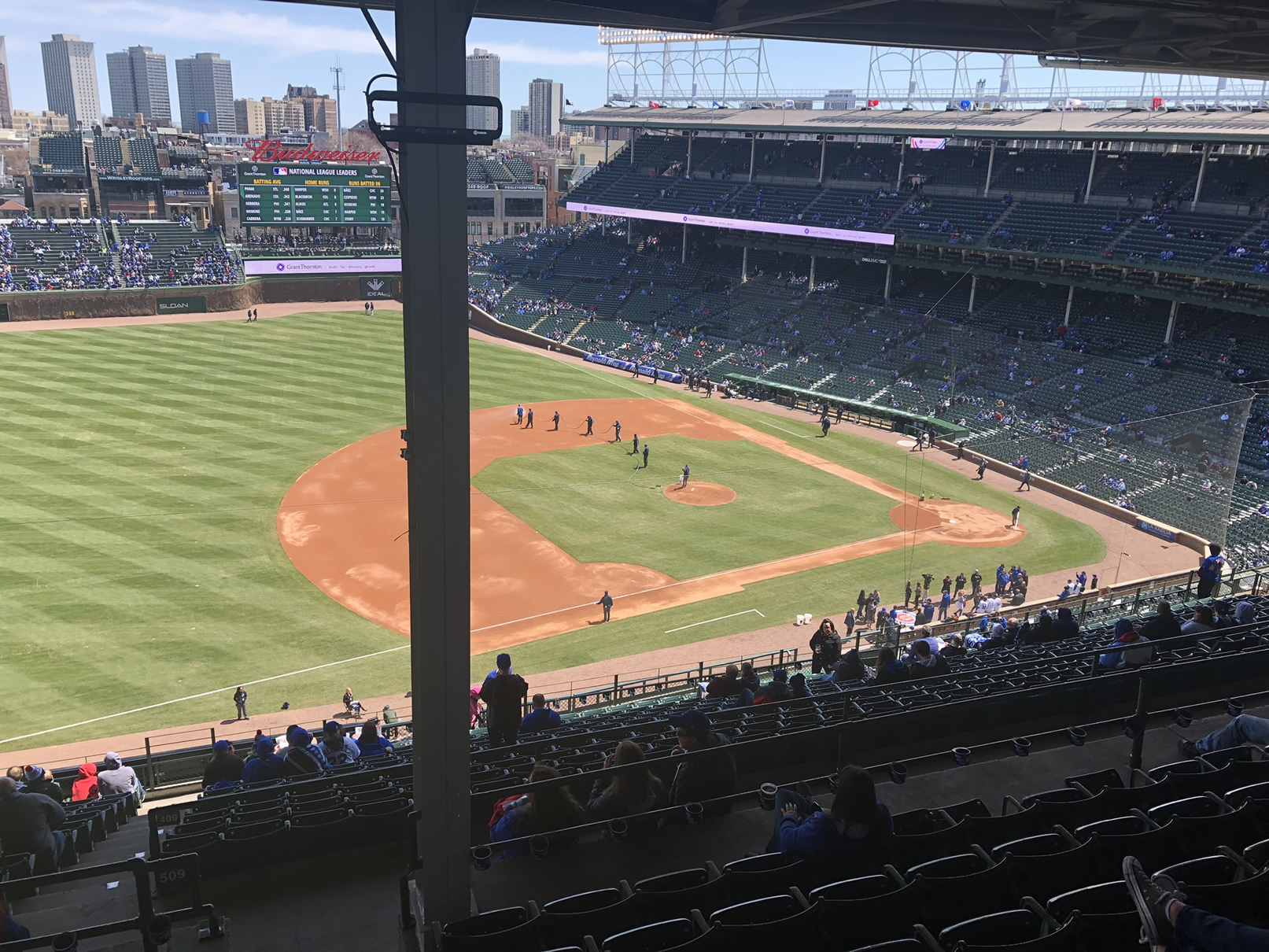 see-every-pole-at-wrigley-field-and-find-out-how-to-avoid-them