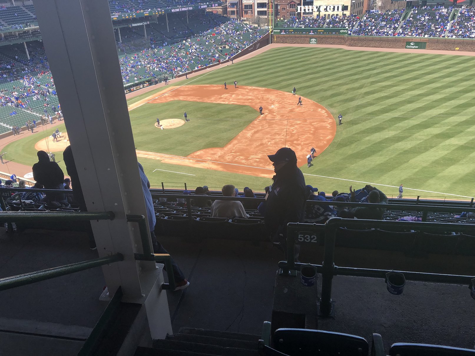 see-every-pole-at-wrigley-field-and-find-out-how-to-avoid-them