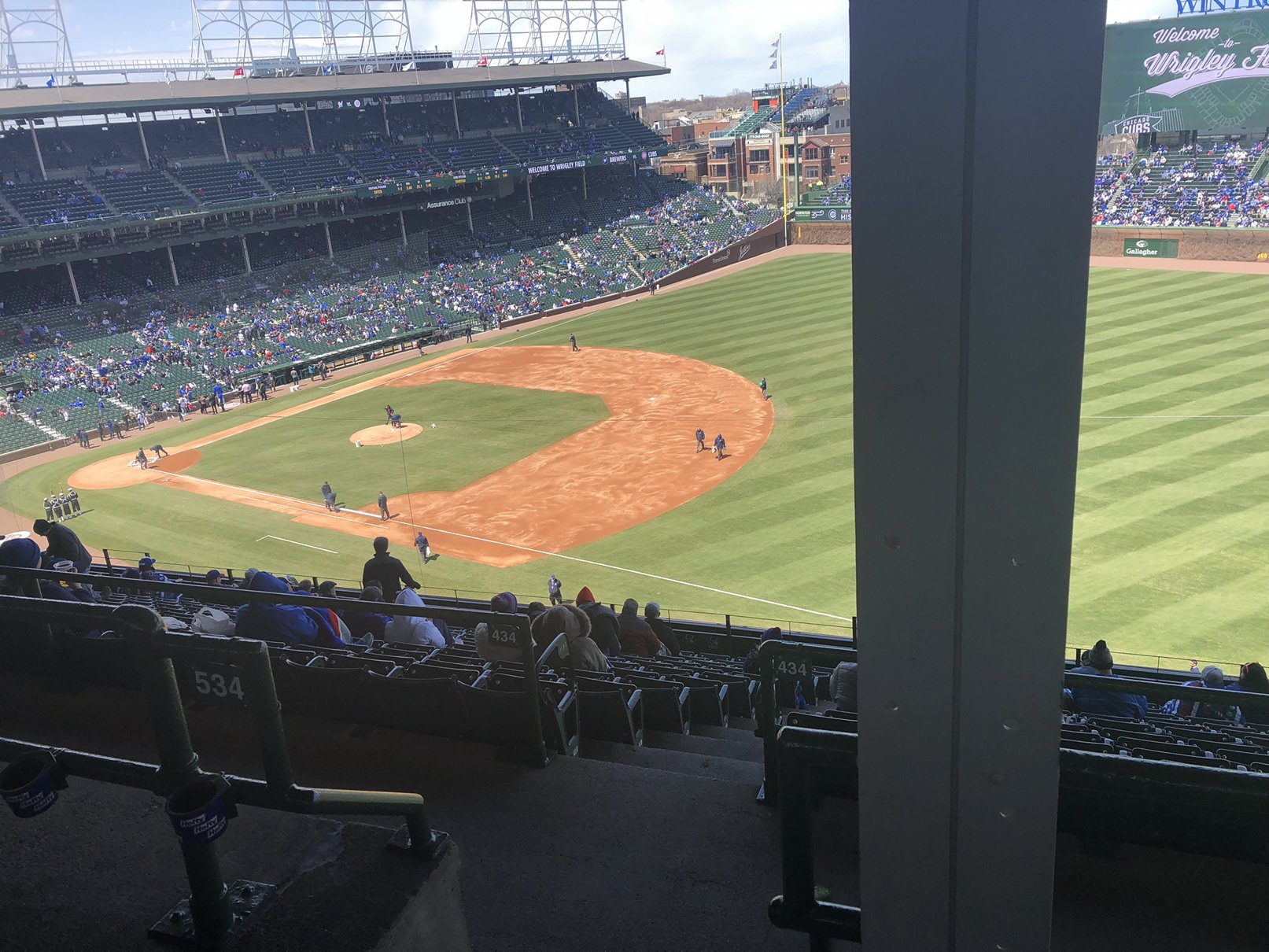 see-every-pole-at-wrigley-field-and-find-out-how-to-avoid-them