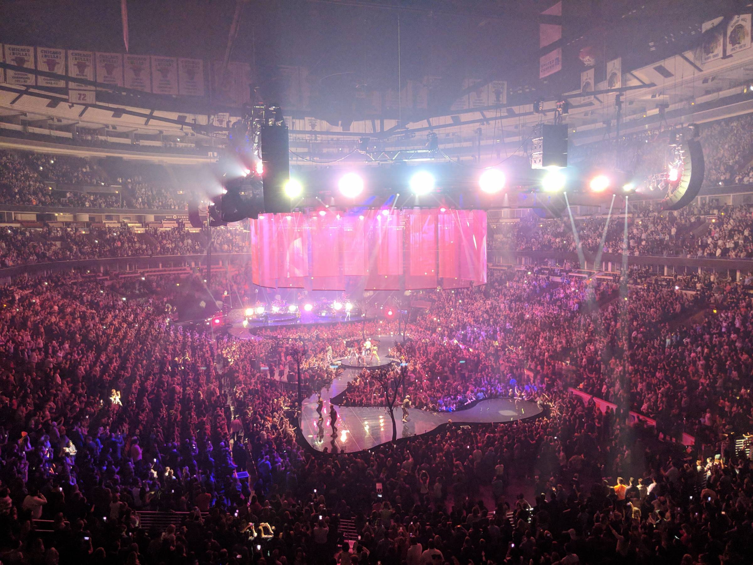 justin timberlake sold out concert at the united center