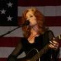 Photo of Bonnie Raitt