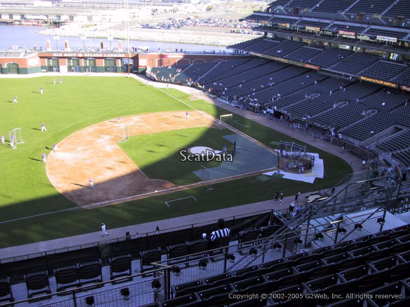 Section 325 at Oracle Park 