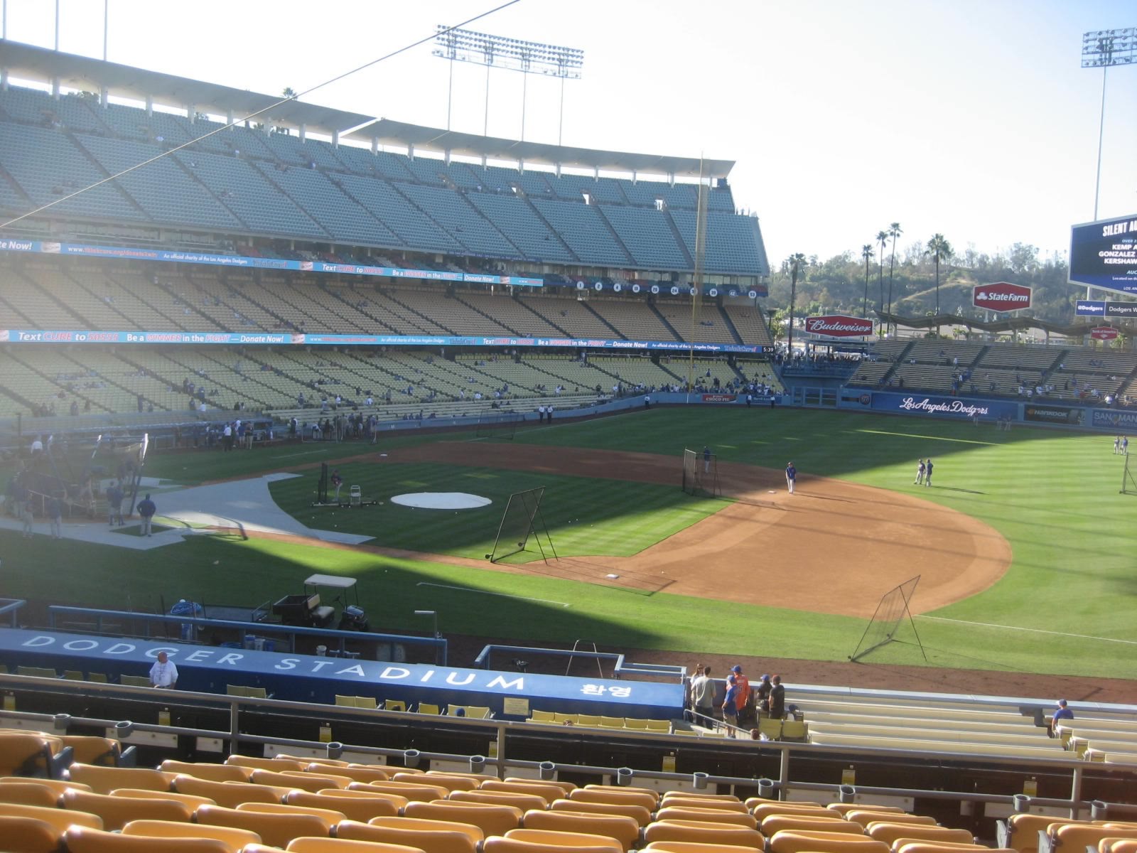 5 star view of field, 10 star view of the sun: Dodger Stadium Section ...