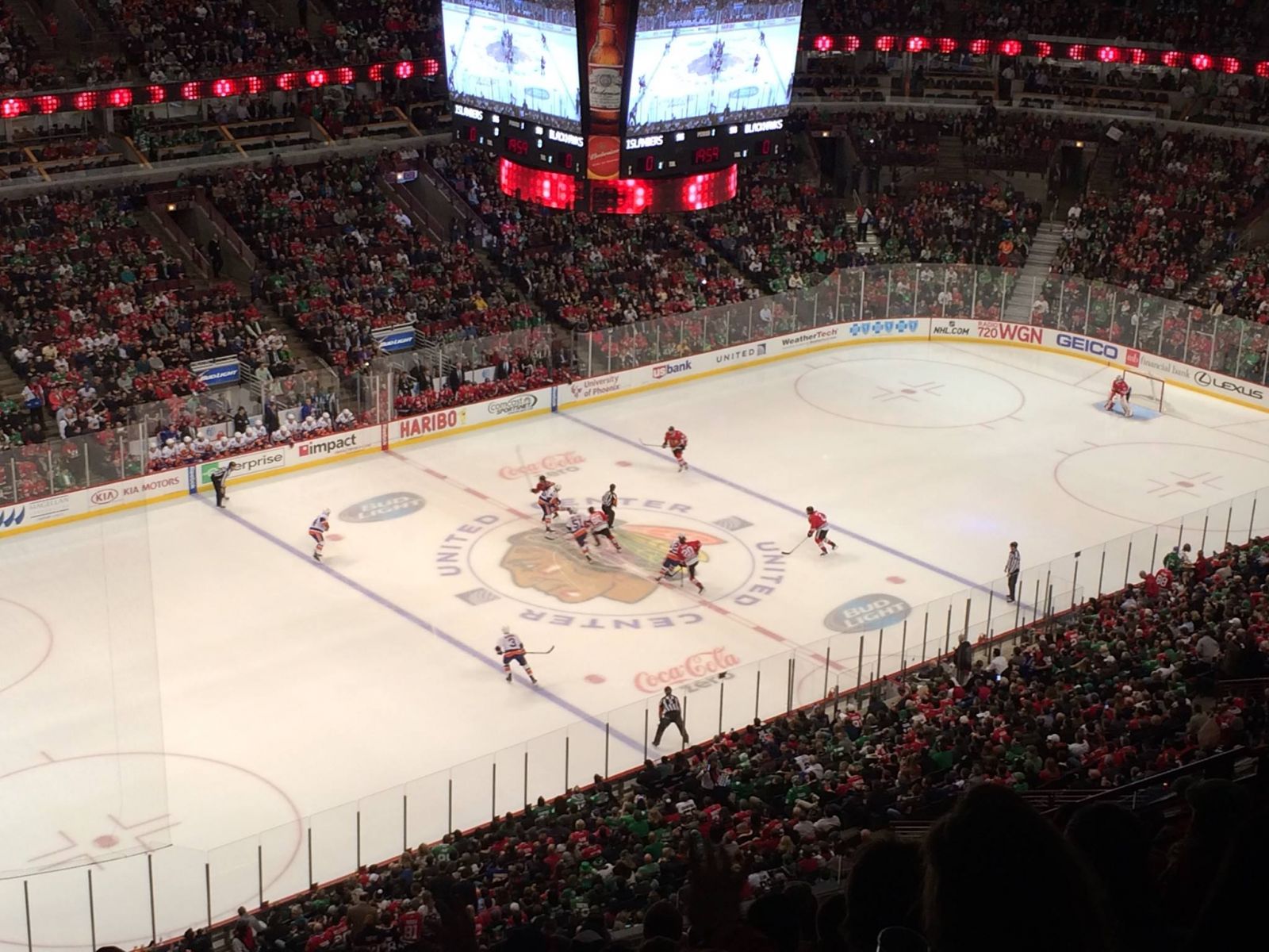 Section 321 at United Center - Chicago Blackhawks - RateYourSeats.com