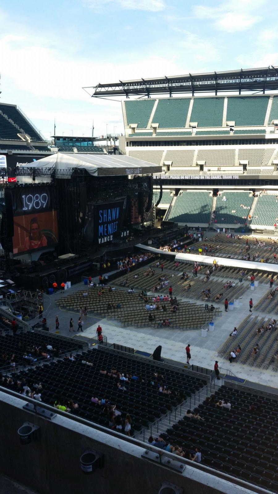 section c1, row 8 seat view  for concert - lincoln financial field