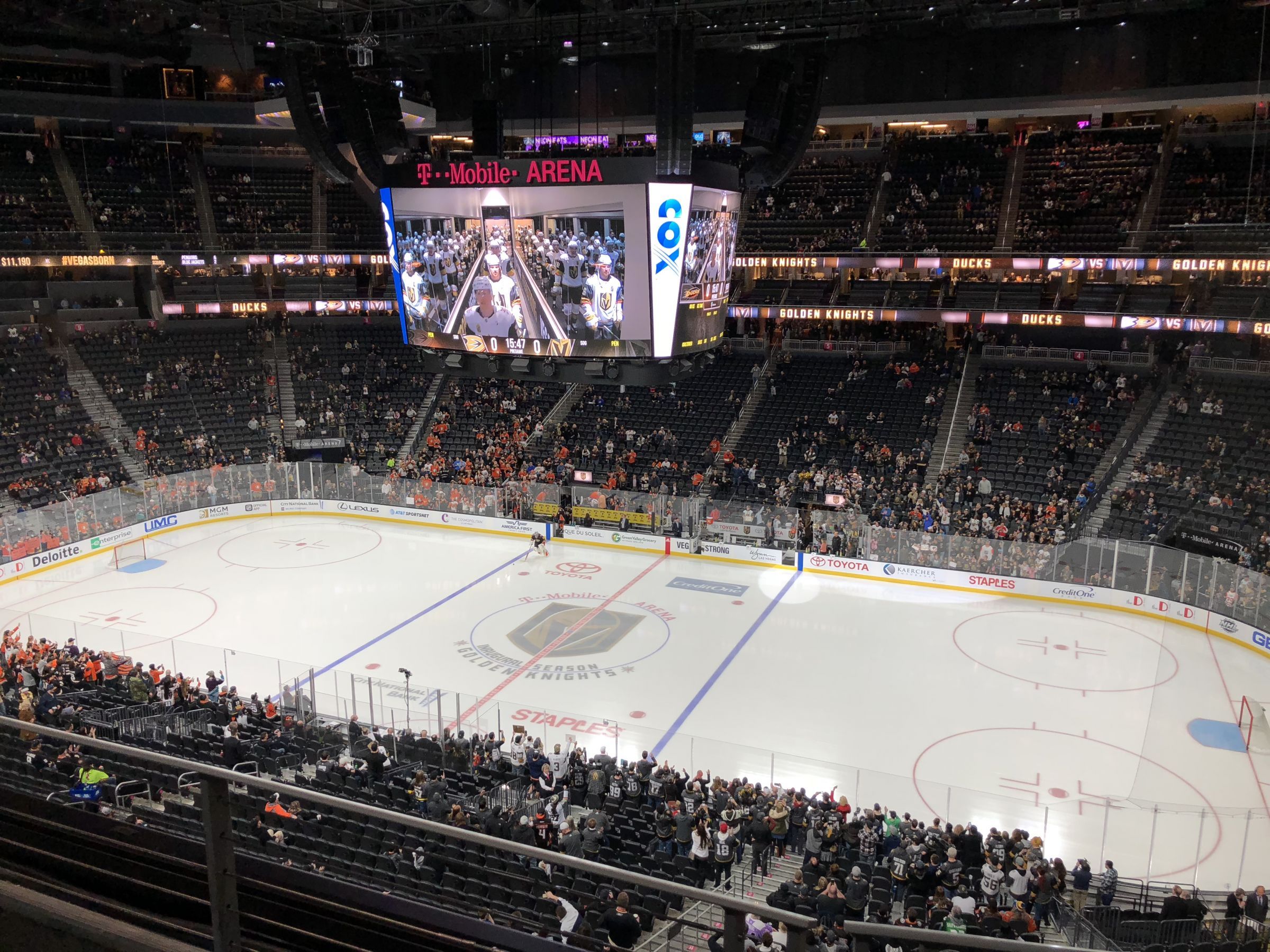 Great Seats: T-Mobile Arena Section 225 Review - RateYourSeats.com