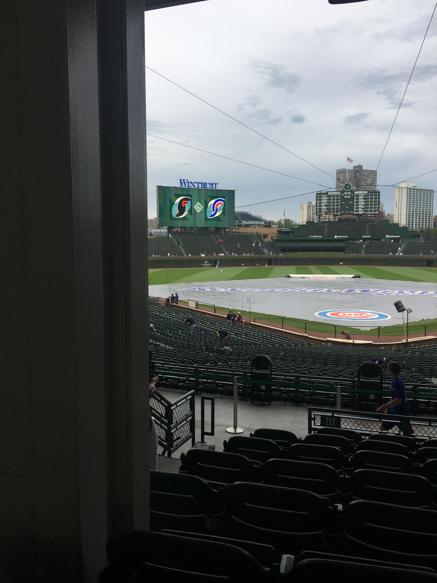 There is an obstacle : Wrigley Field Section 217 Review - RateYourSeats.com