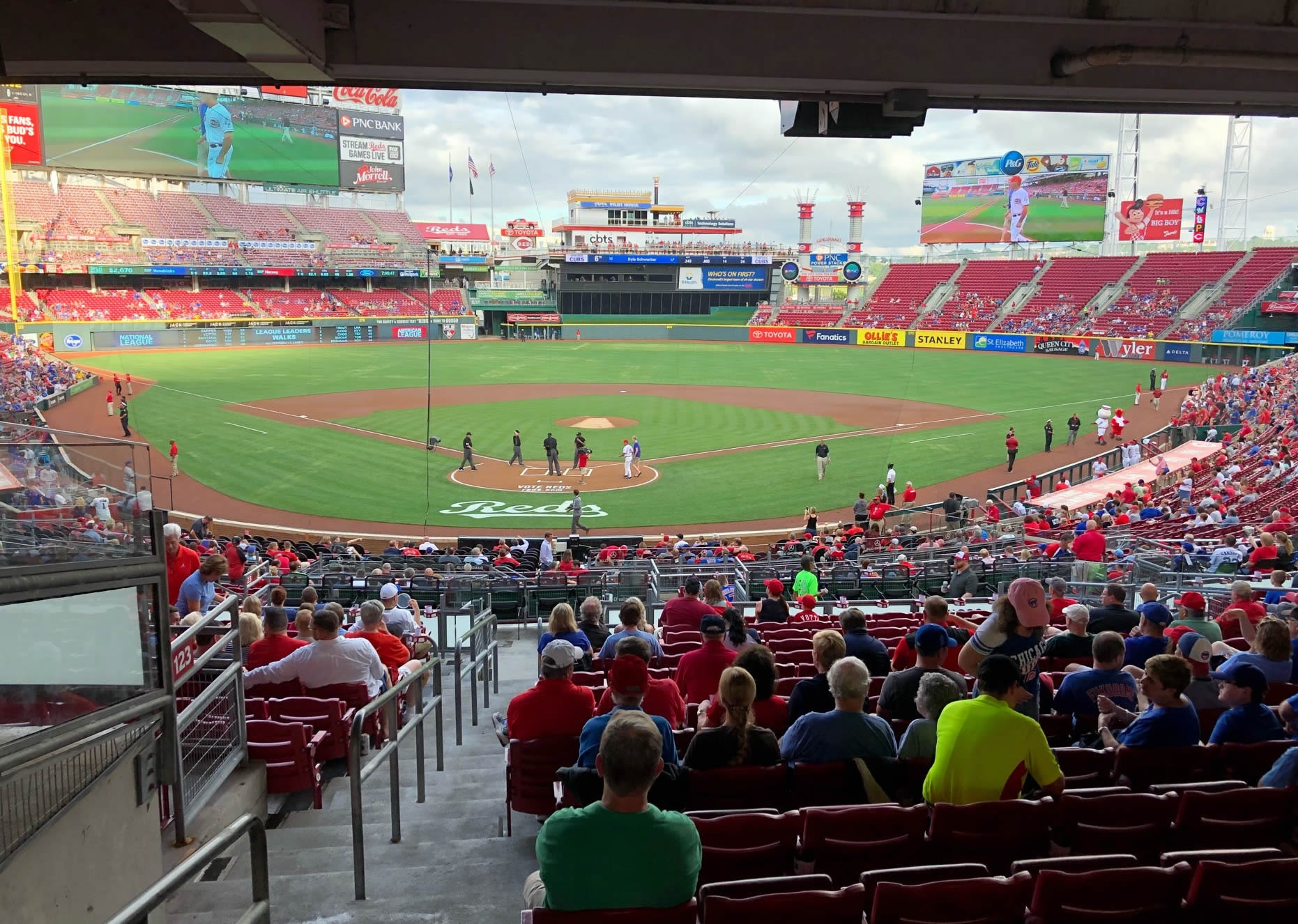 section 124, row o seat view  for baseball - great american ball park