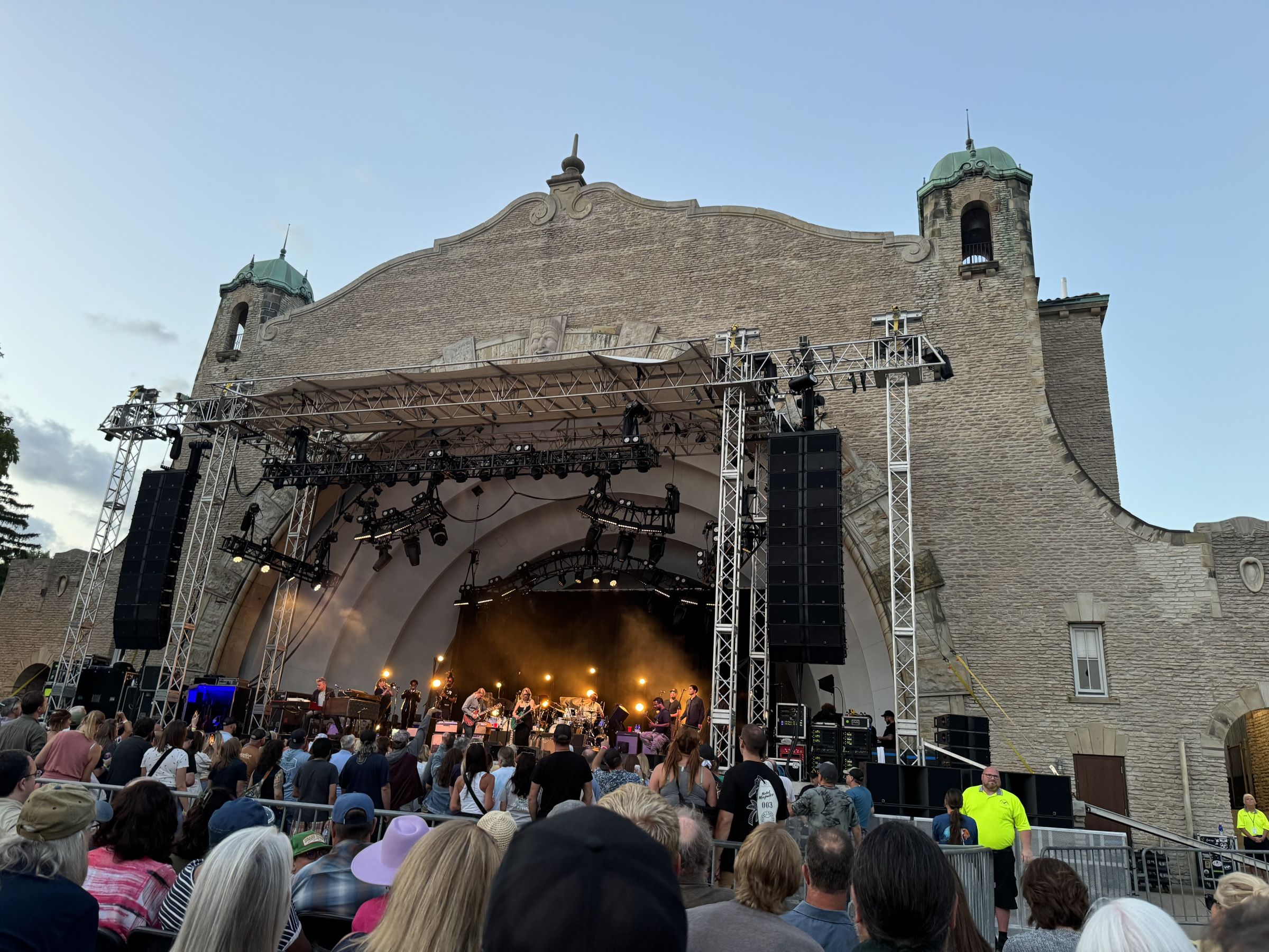 section b, row q seat view  - toledo zoo amphitheatre