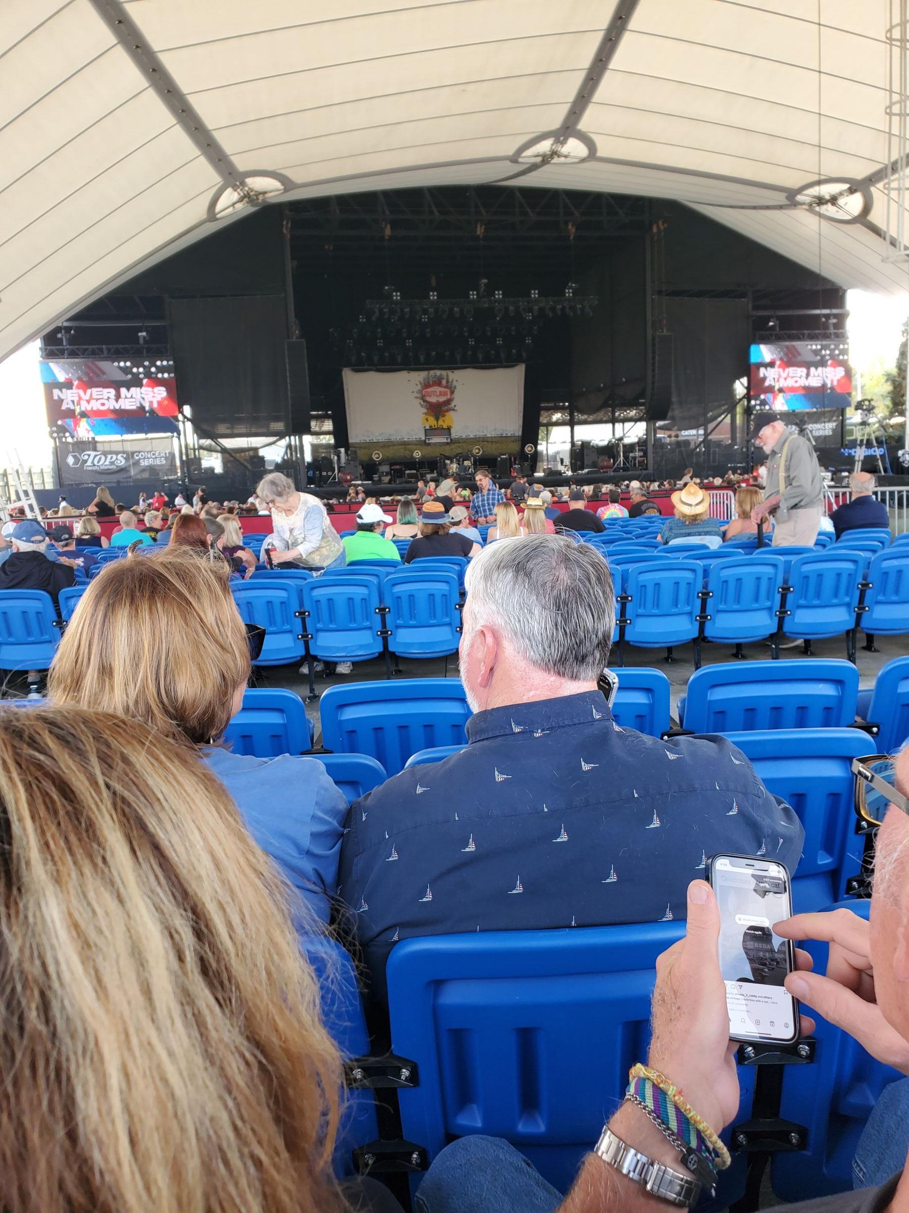 section 402, row 5 seat view  - darien lake amphitheater