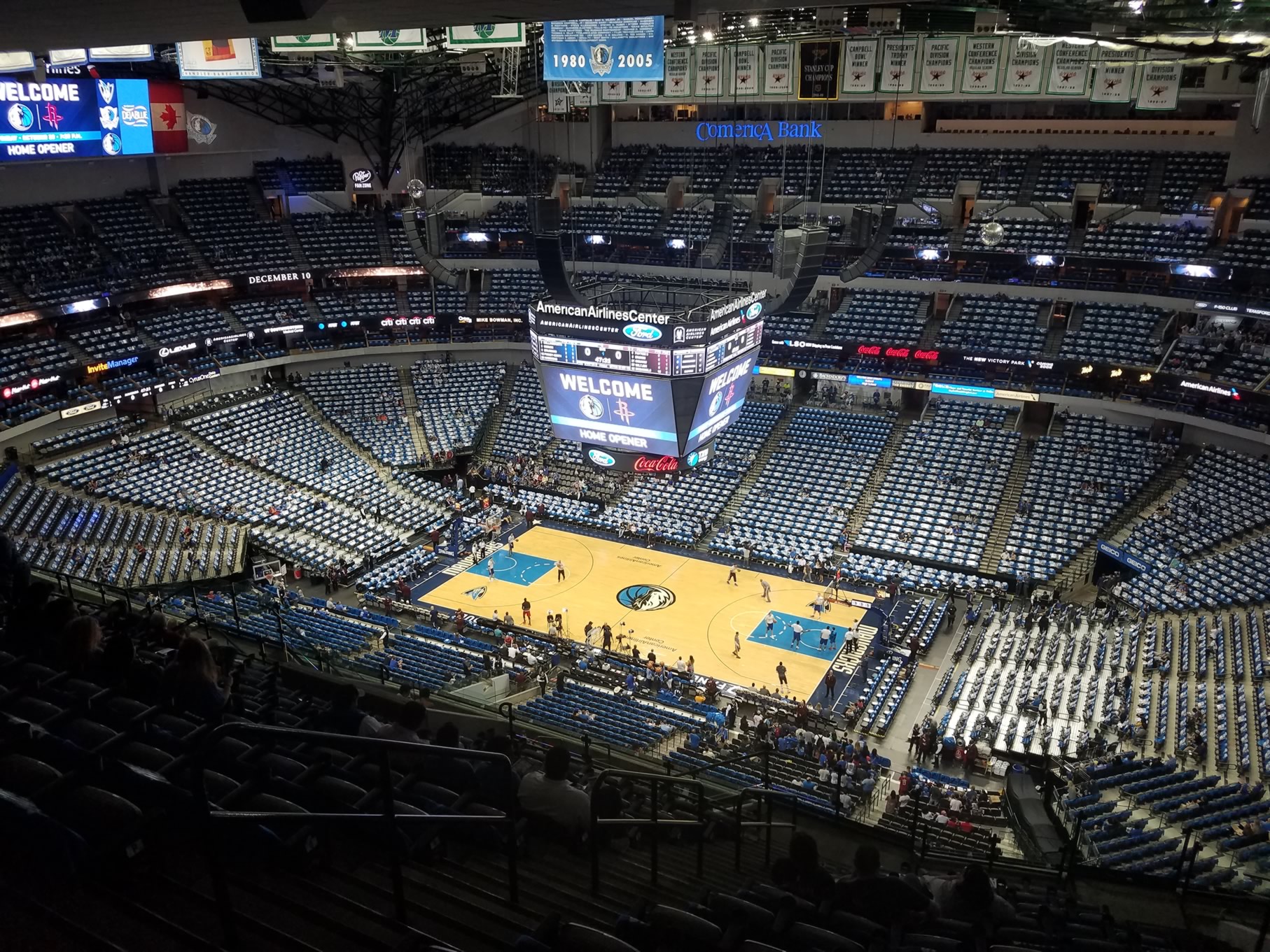 American Airlines Center Section 323 - Dallas Mavericks - RateYourSeats.com