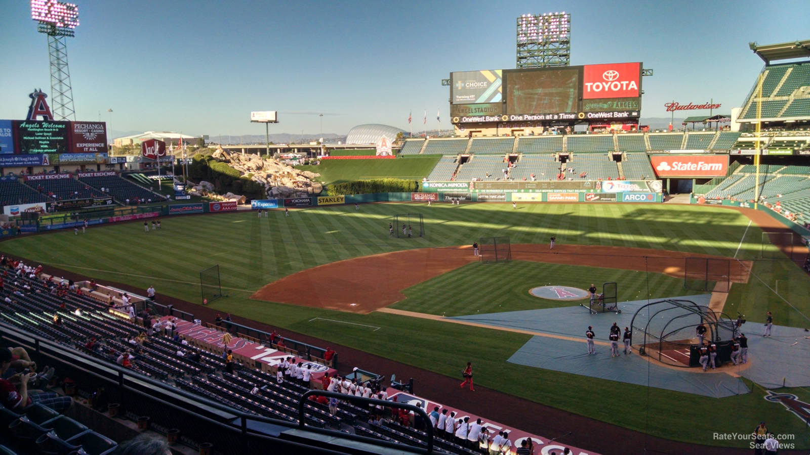 Angel Stadium Section 322 - RateYourSeats.com