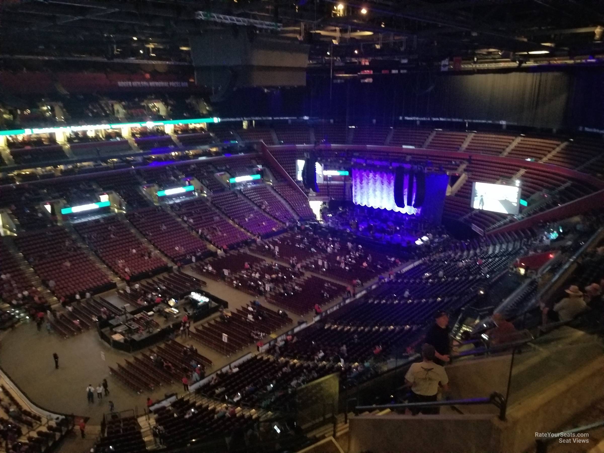 Section 305 at Amerant Bank Arena - RateYourSeats.com