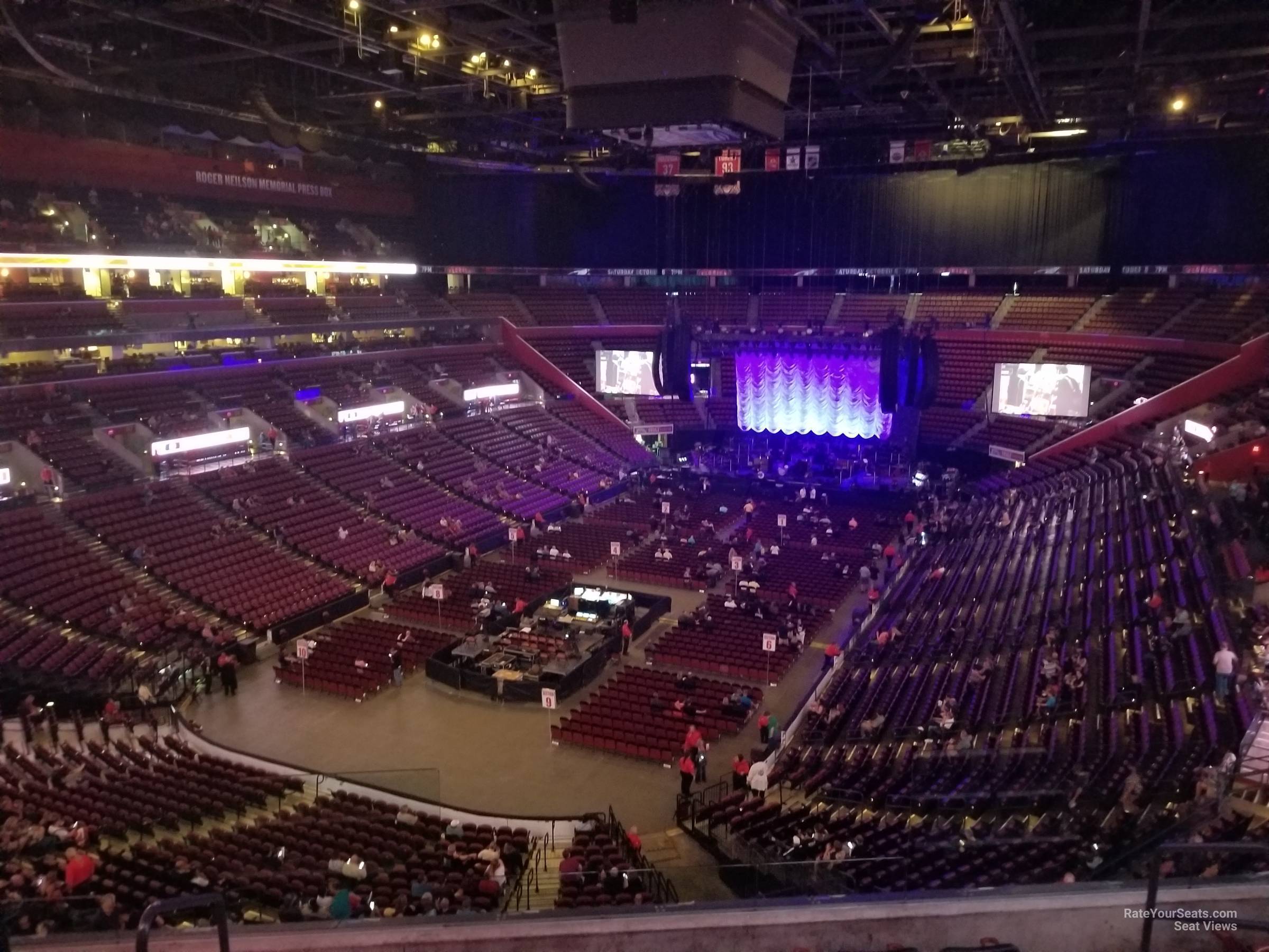 club c7, row 6 seat view  for concert - amerant bank arena