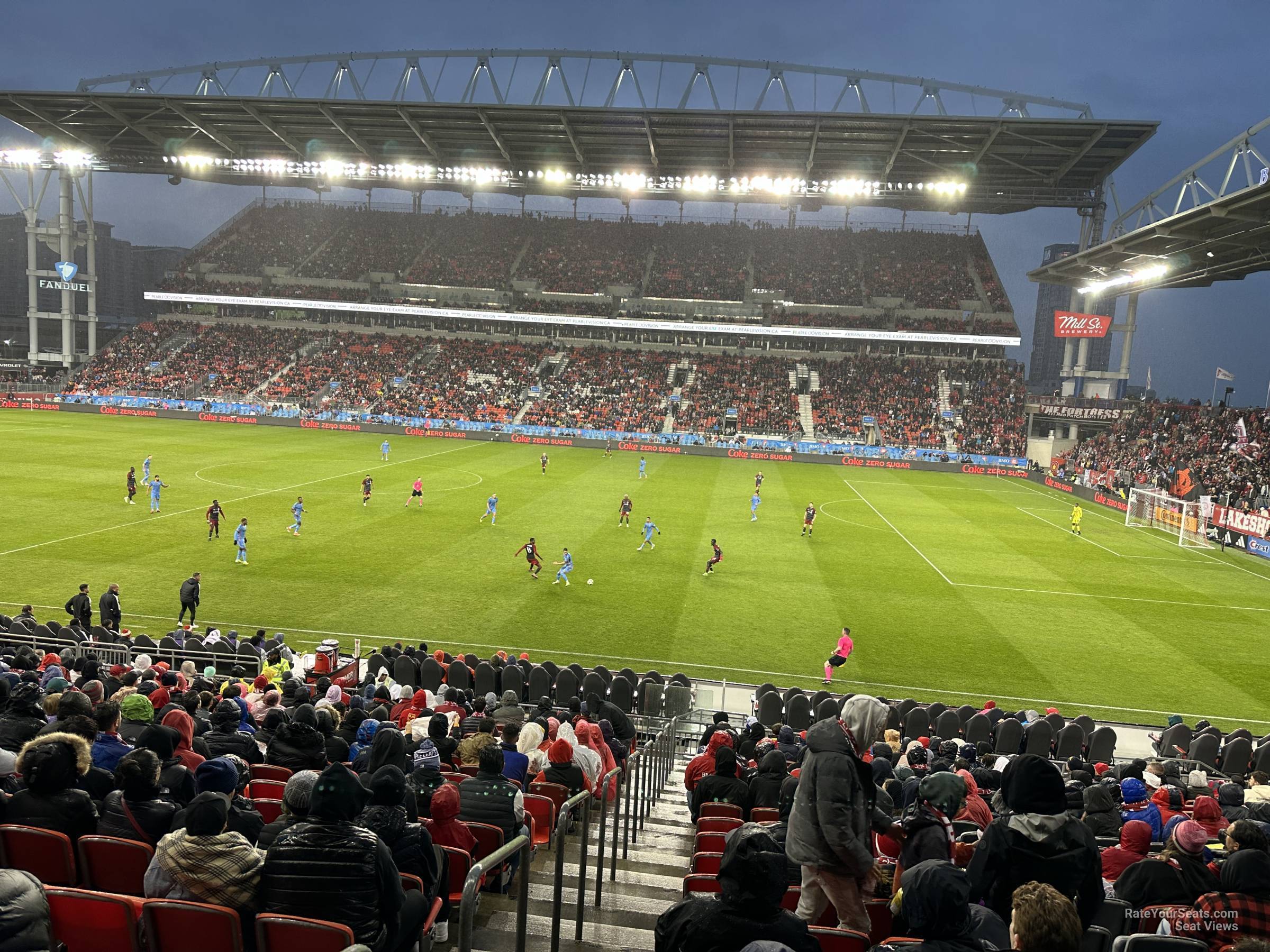 section 121, row 18 seat view  - bmo field