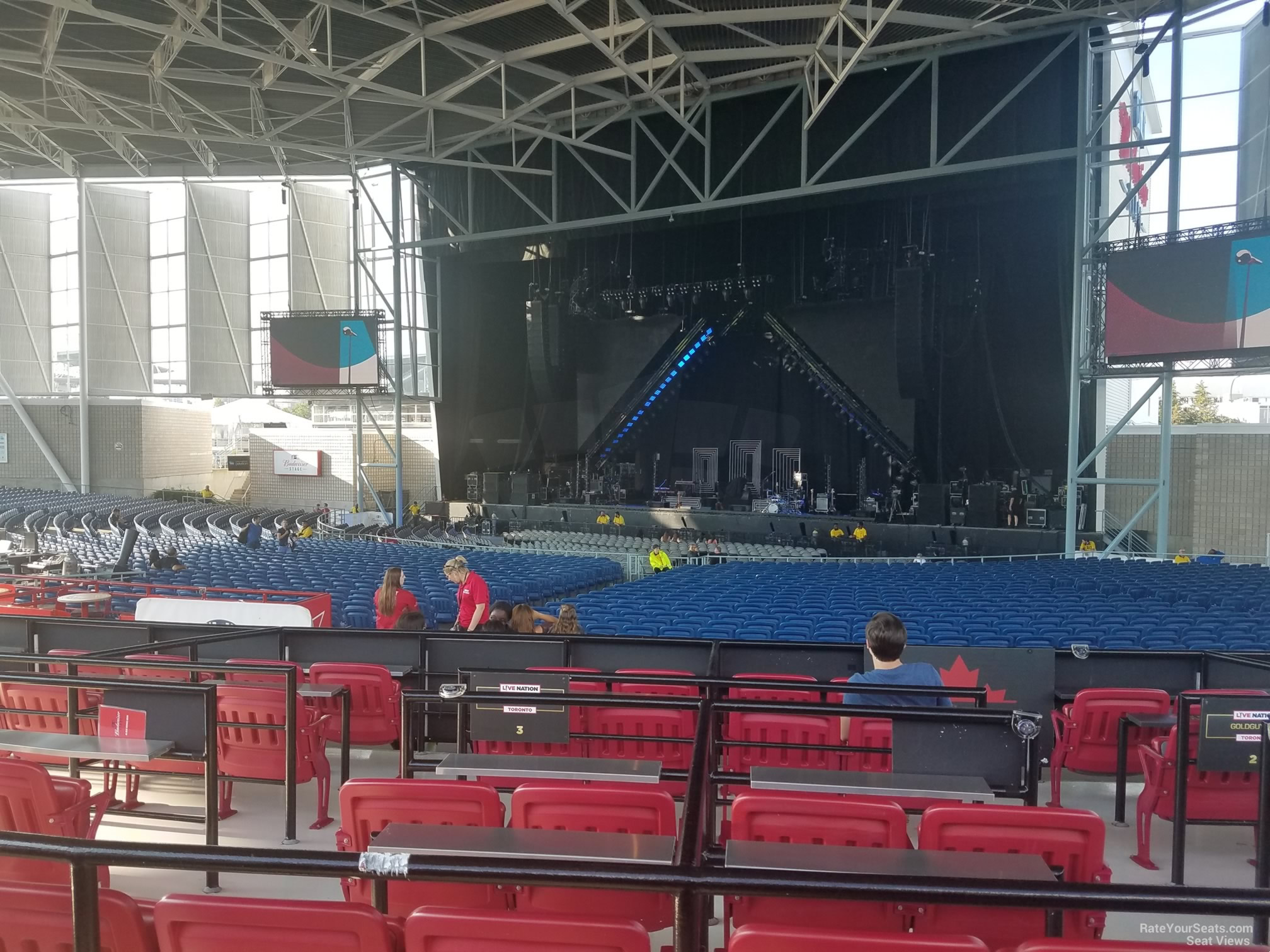 Budweiser Stage Section 302 Row H On 8 12 2017k 
