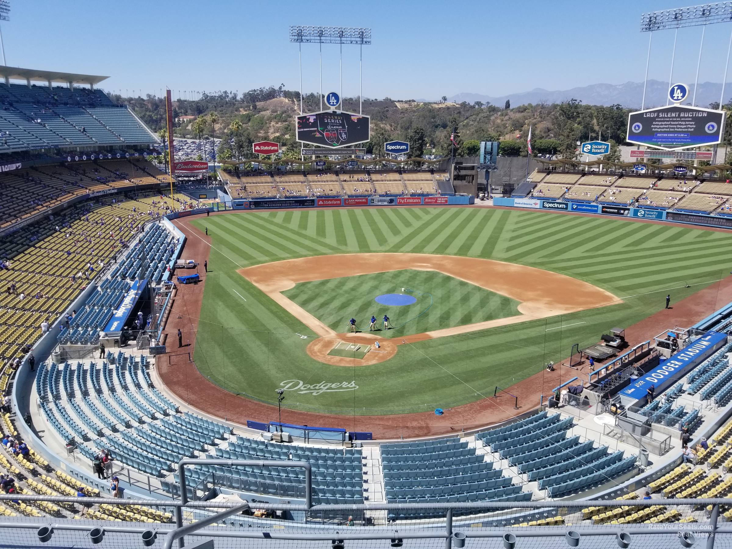 Charitybuzz: 4 Lexus Dugout Club Seats to an LA Dodgers Game and