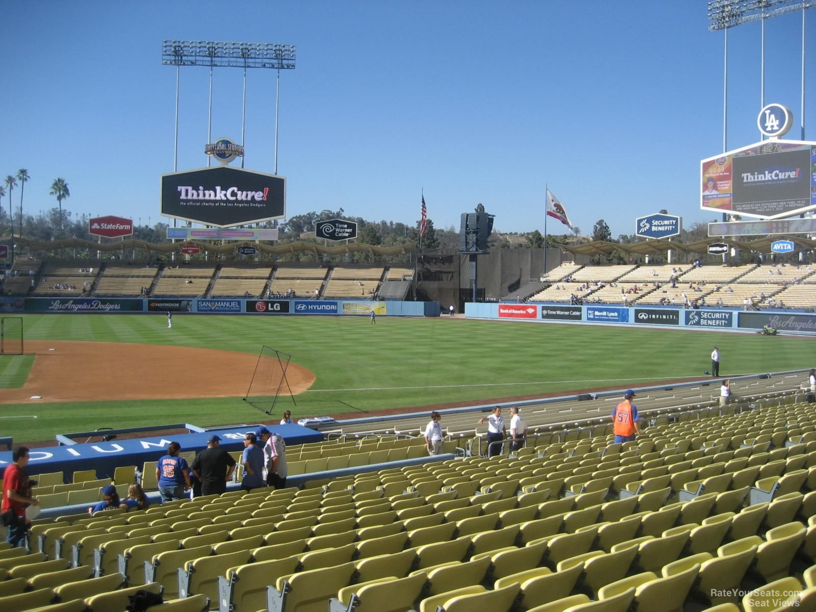 The new Dodger Stadium plazas — so much to take in – Dodger Thoughts