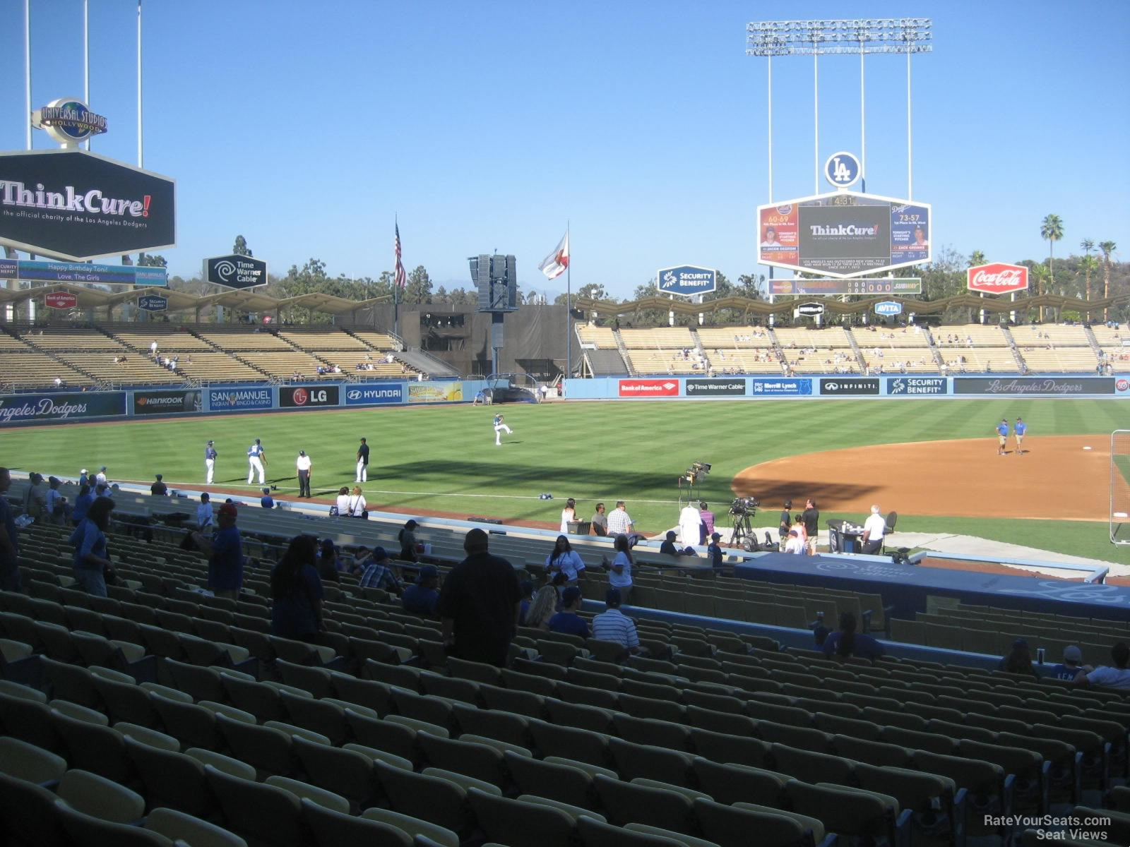 RB on X: This photo of Dodger Stadium is insane  /  X