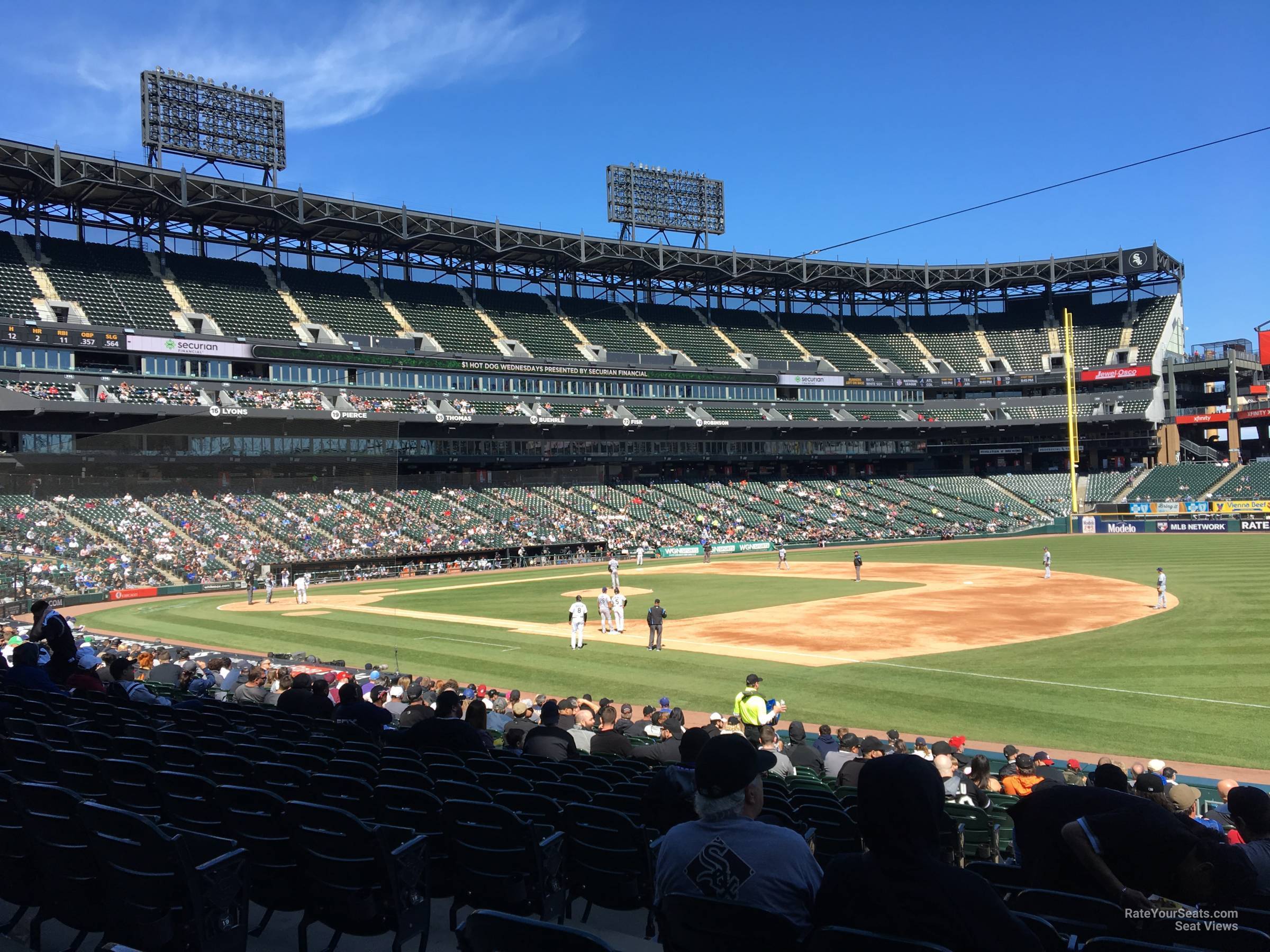 section 118, row 25 seat view  - guaranteed rate field