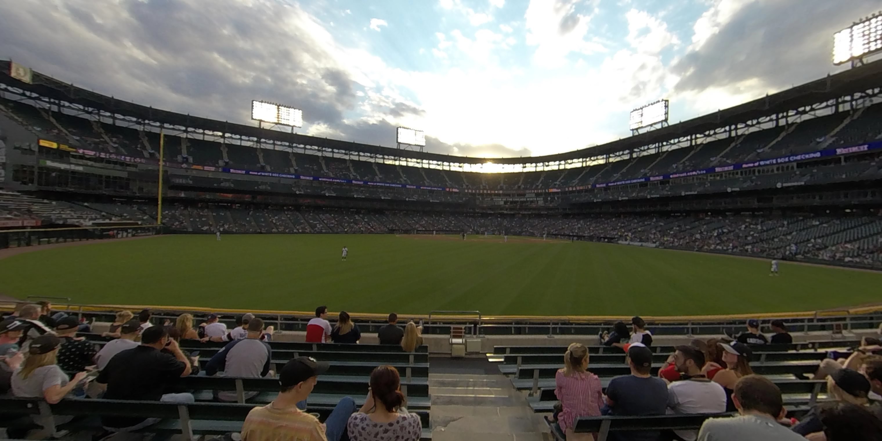 section 162 panoramic seat view  - guaranteed rate field