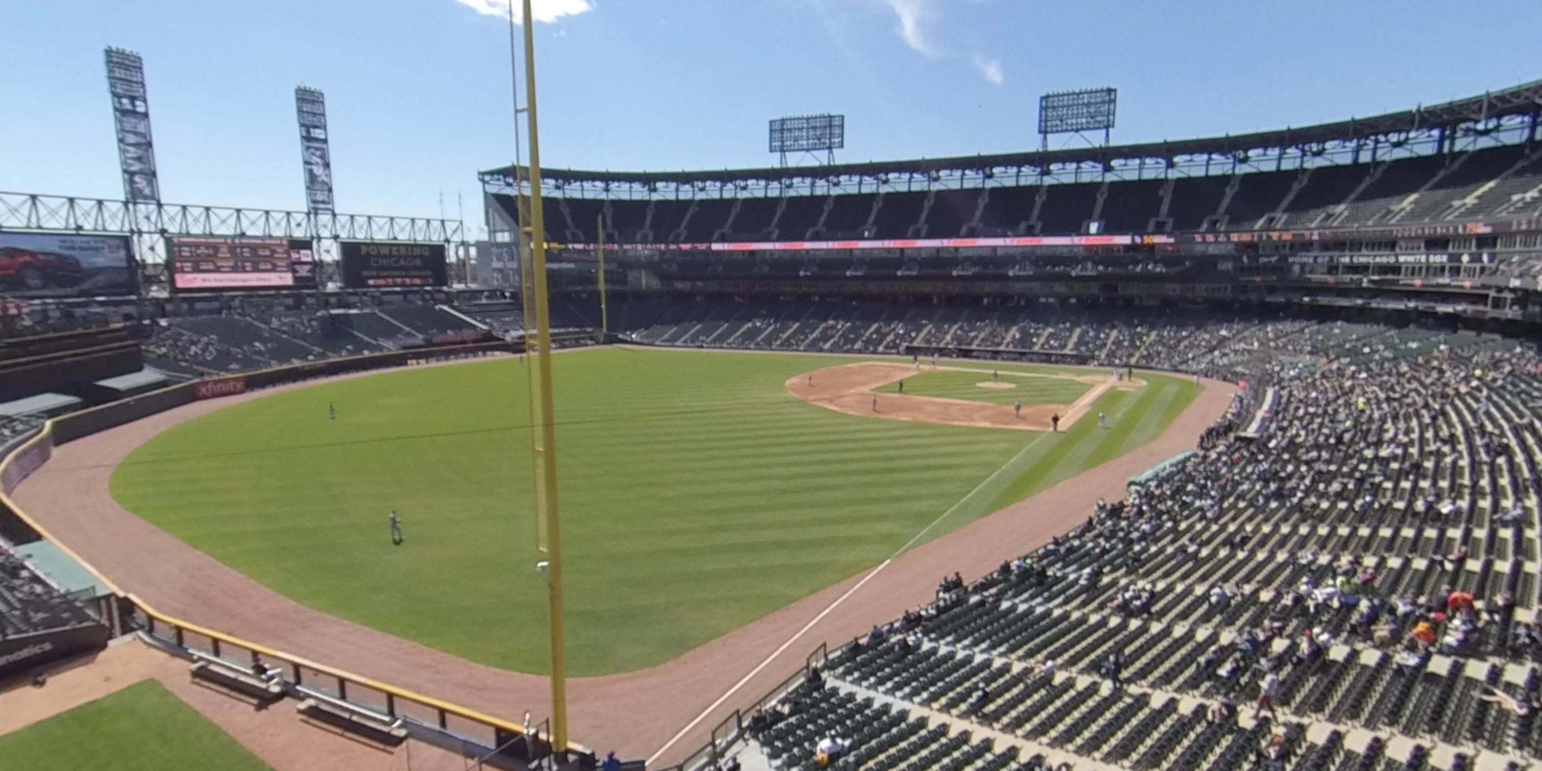 section 354 panoramic seat view  - guaranteed rate field