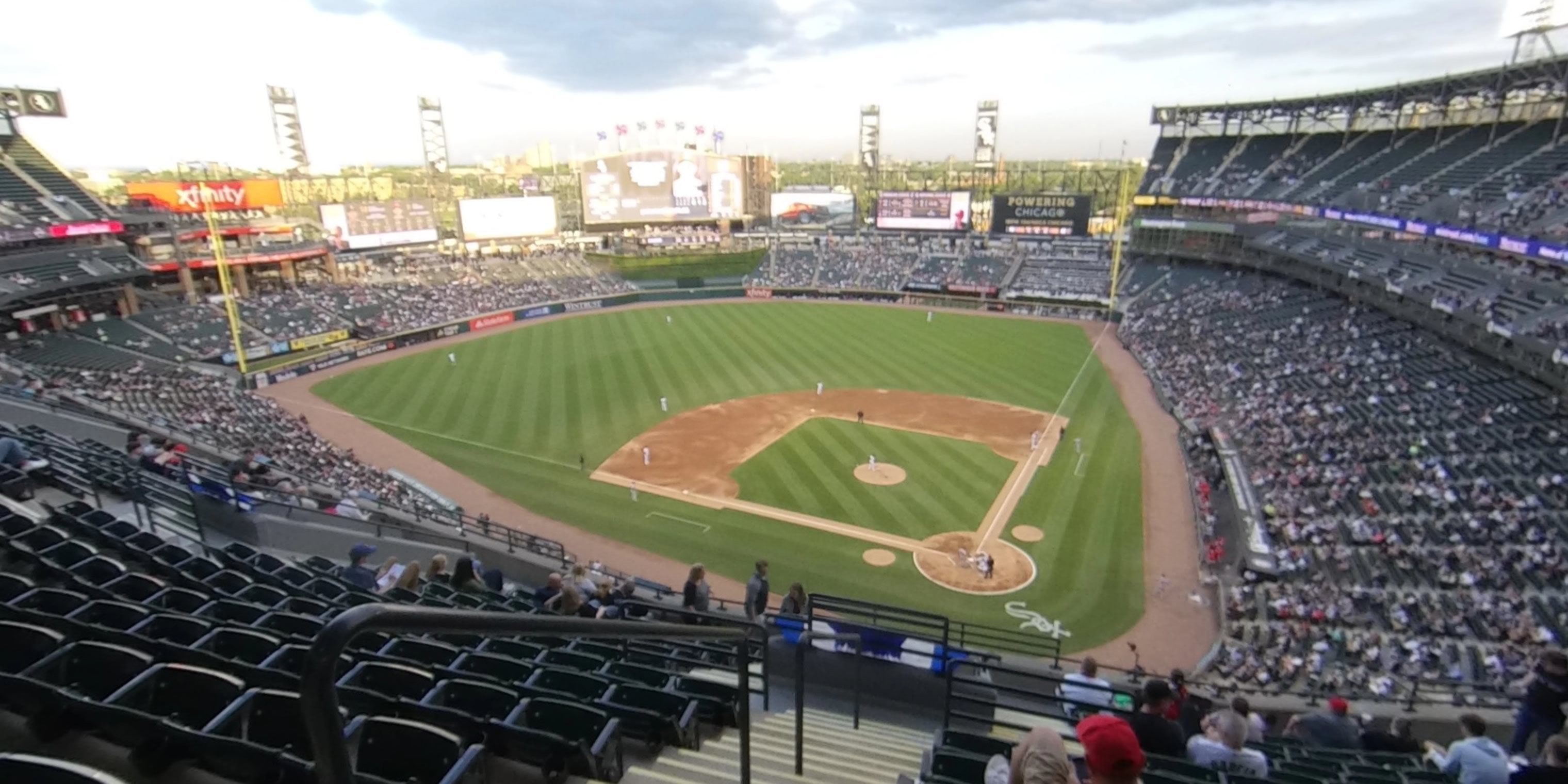 section 535 panoramic seat view  - guaranteed rate field