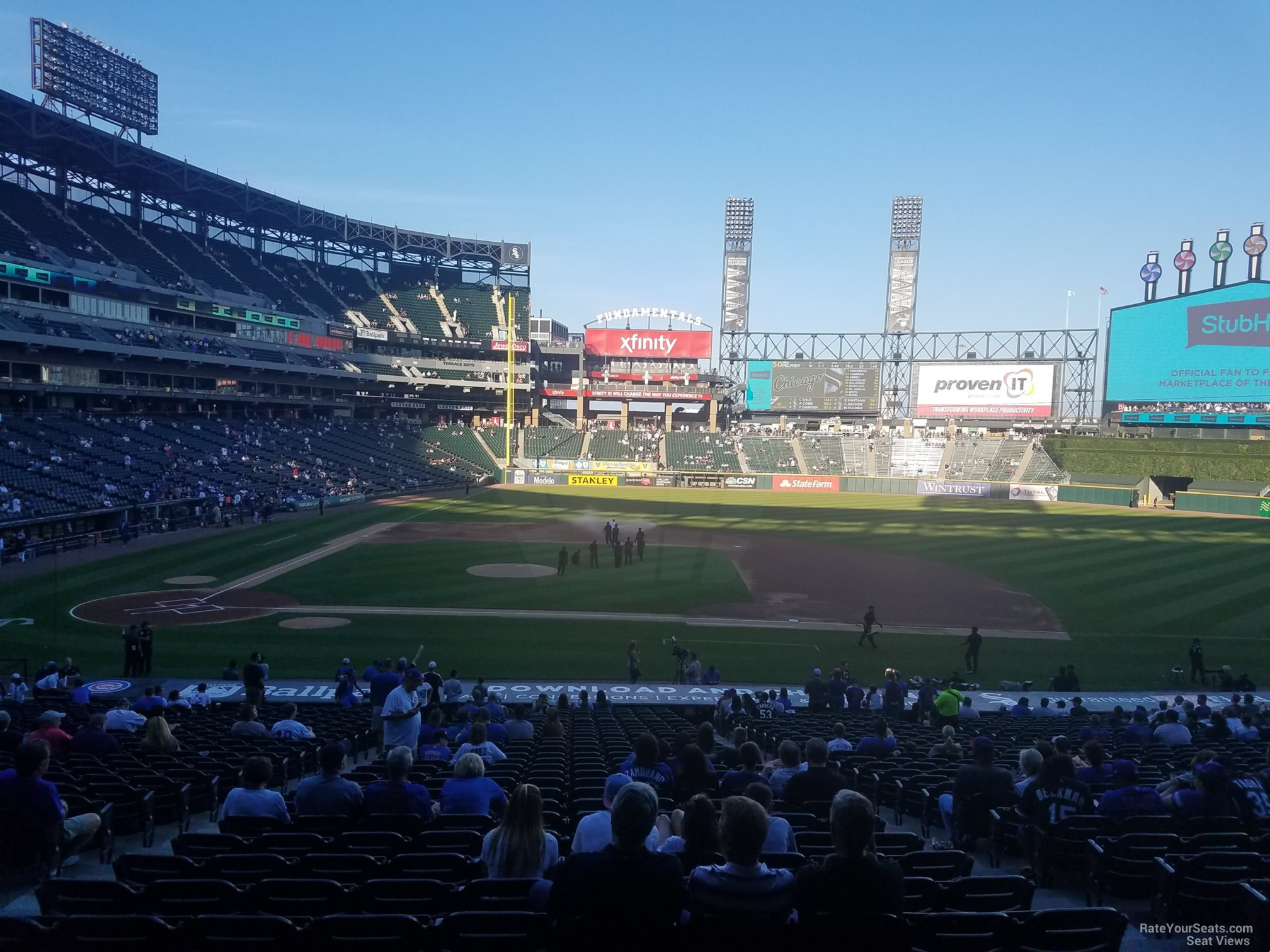 Guaranteed Rate Field Section 125 - RateYourSeats.com