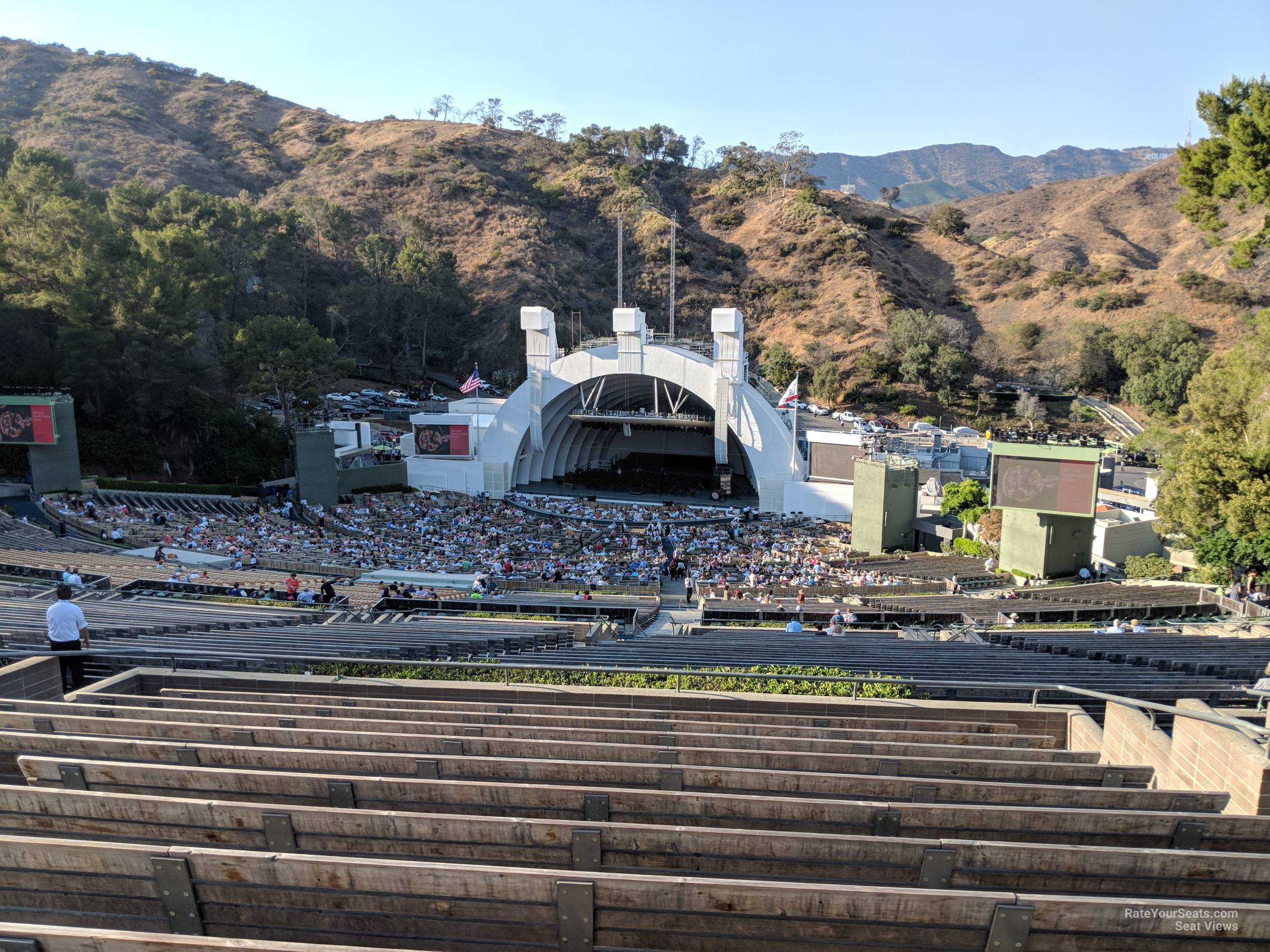 Hollywood Bowl Section Q1 - RateYourSeats.com