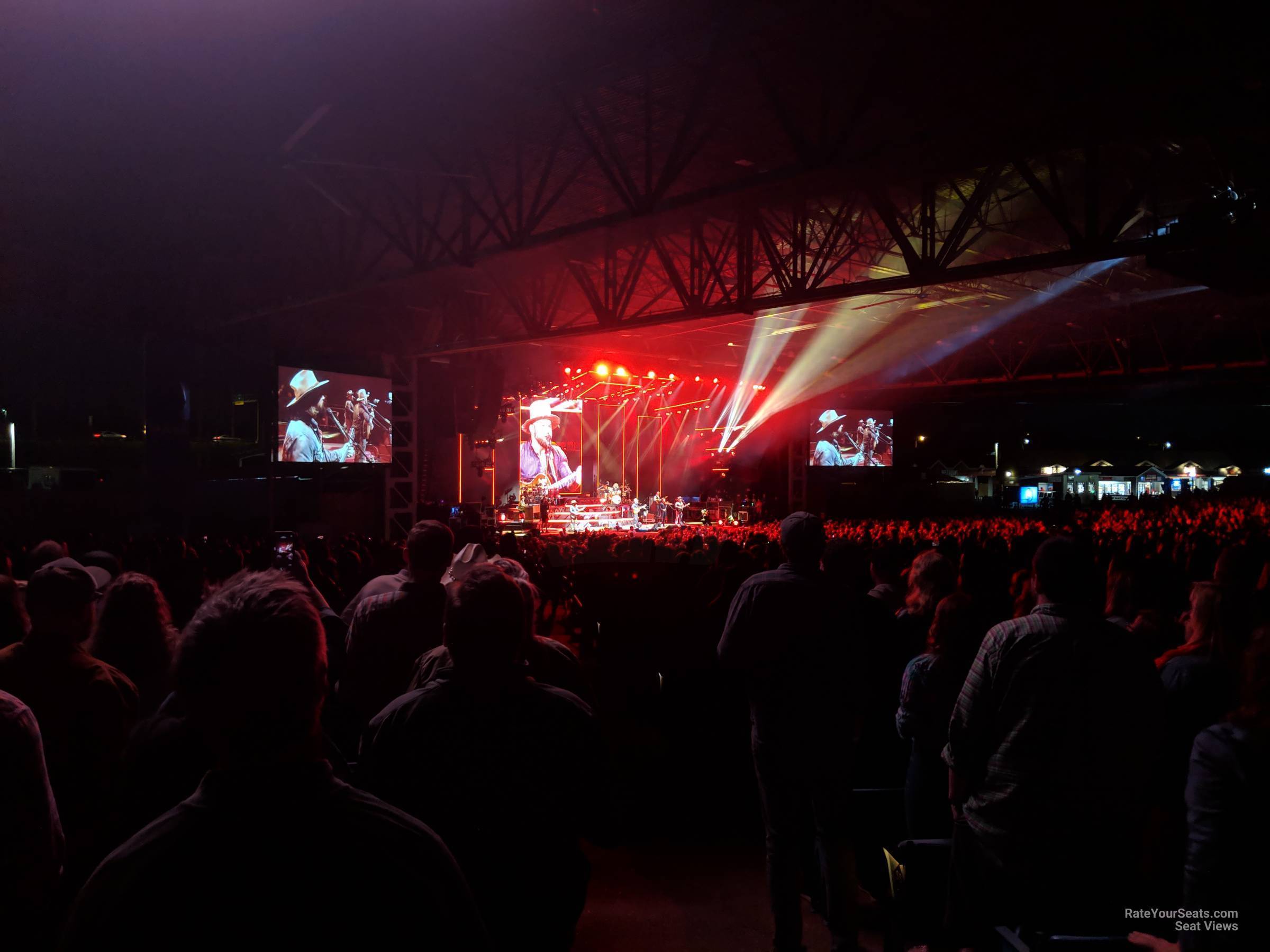 picture of inside hollywood casino amphitheater