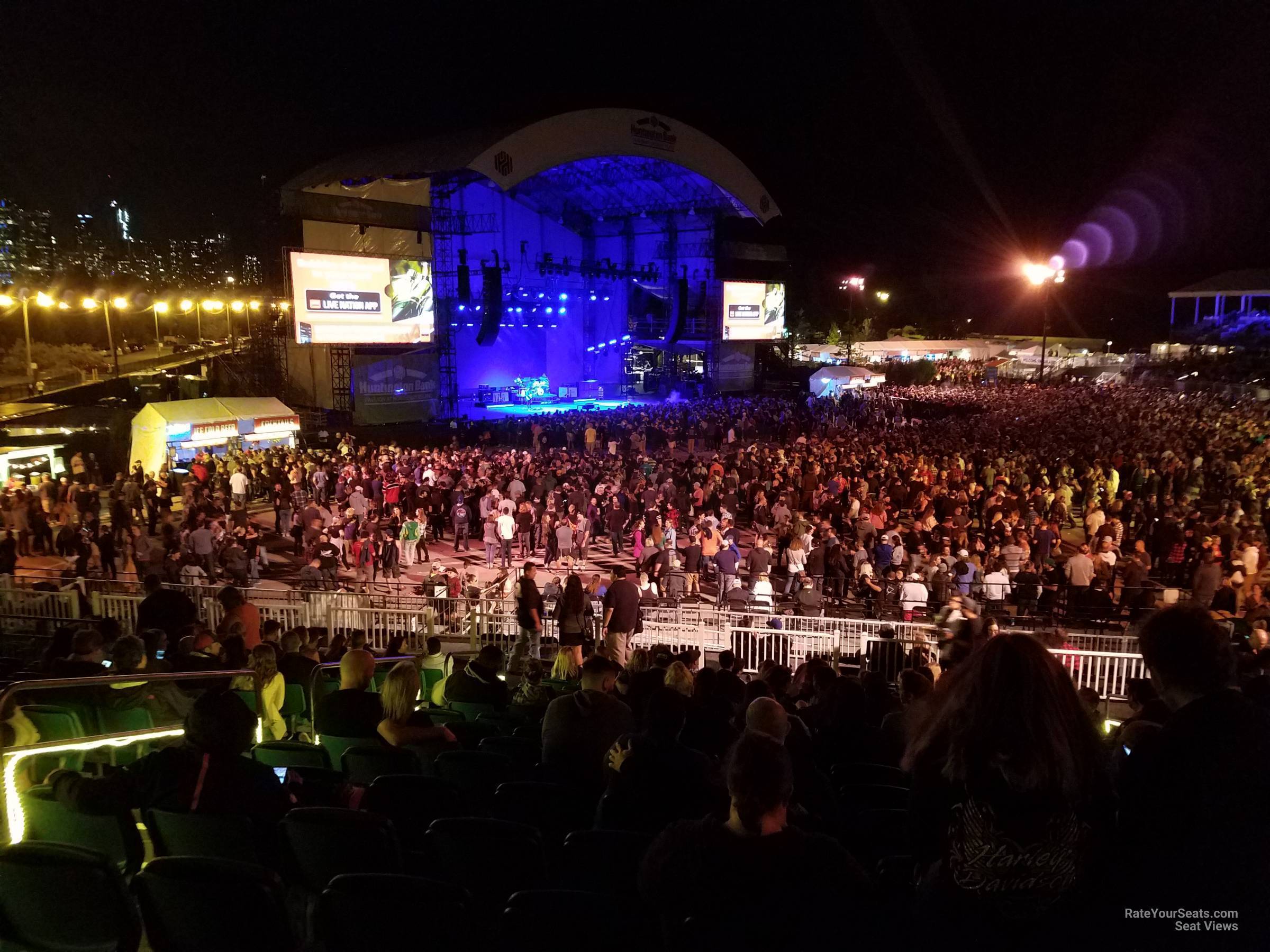 Huntington Bank Pavilion Seating Views - RateYourSeats.com