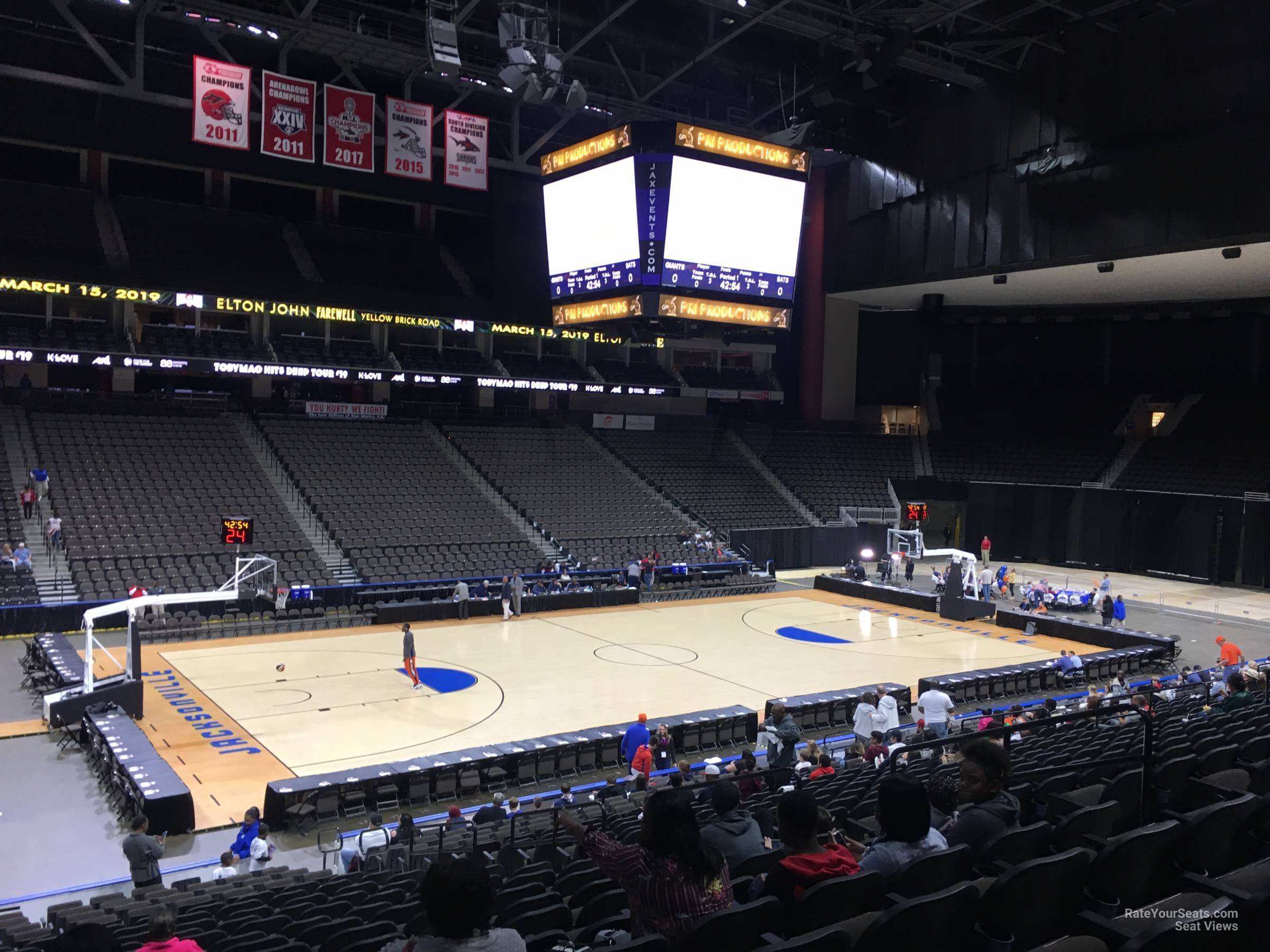 vystar-veterans-memorial-arena-section-105-basketball-seating