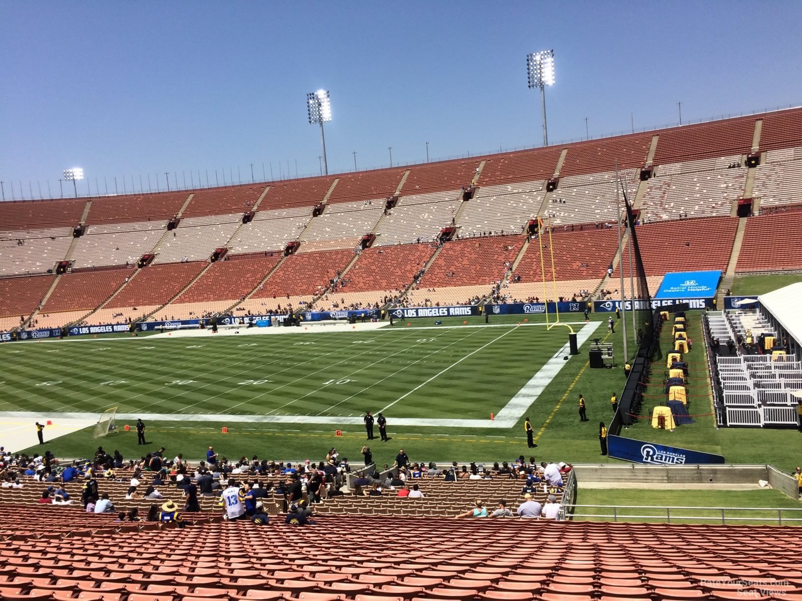 Section 102 At Los Angeles Memorial Coliseum - Rateyourseats.com