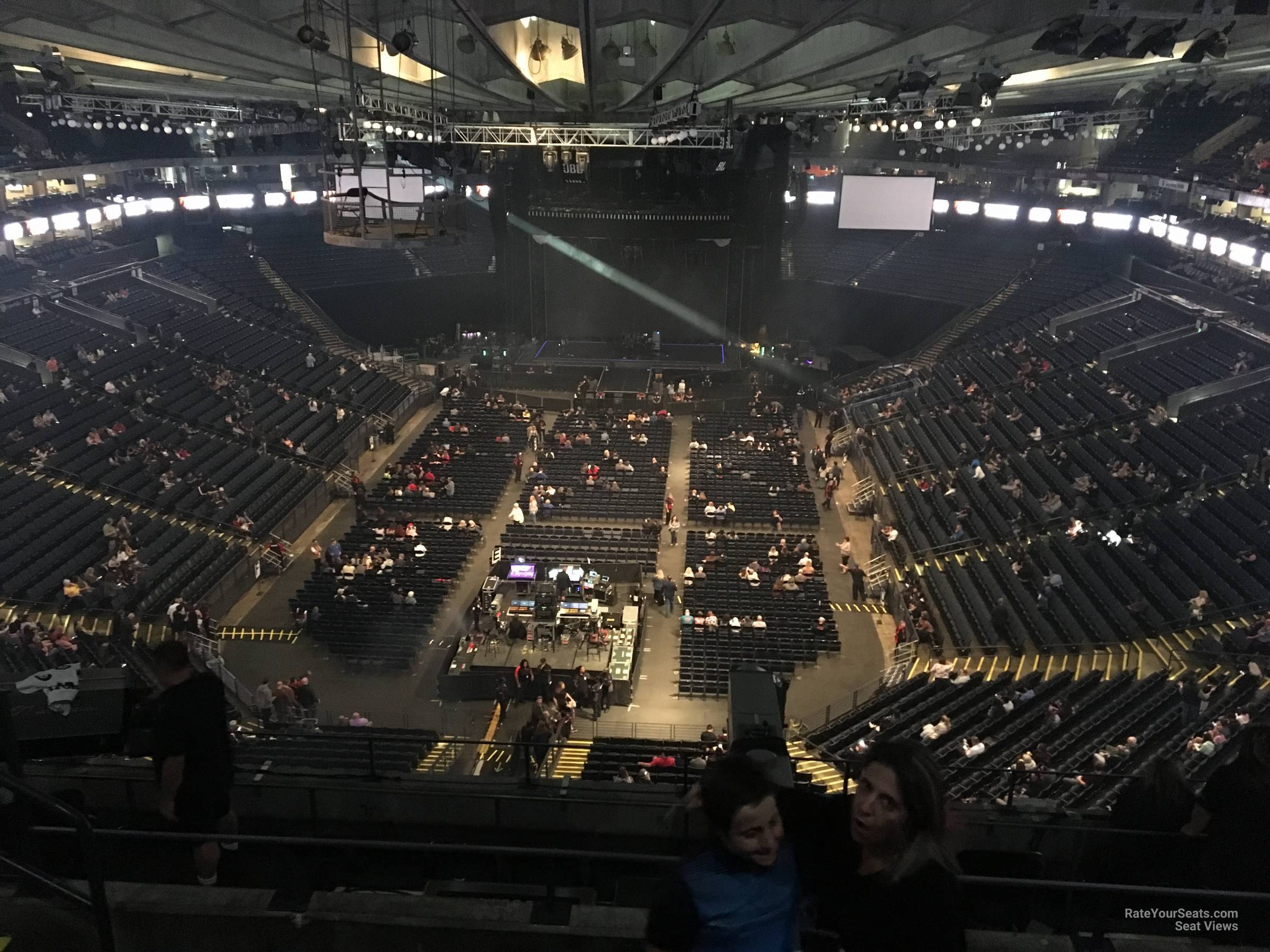 Oakland Arena Section 208 - RateYourSeats.com