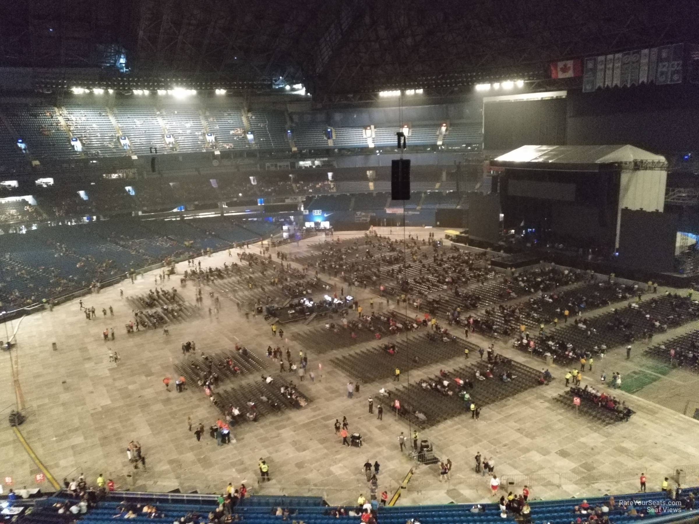 section 516, row 5 seat view  for concert - rogers centre