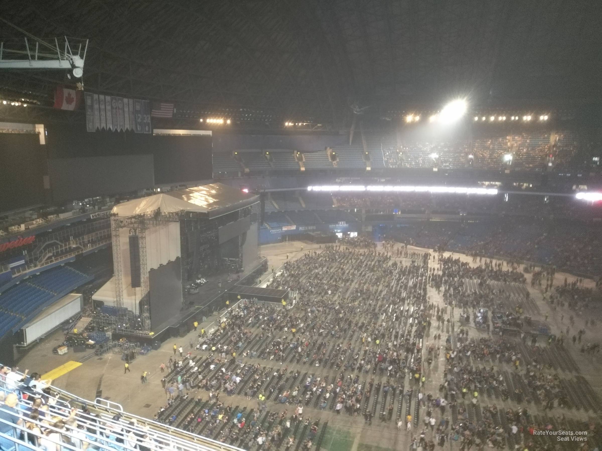 Section 530 at Rogers Centre 