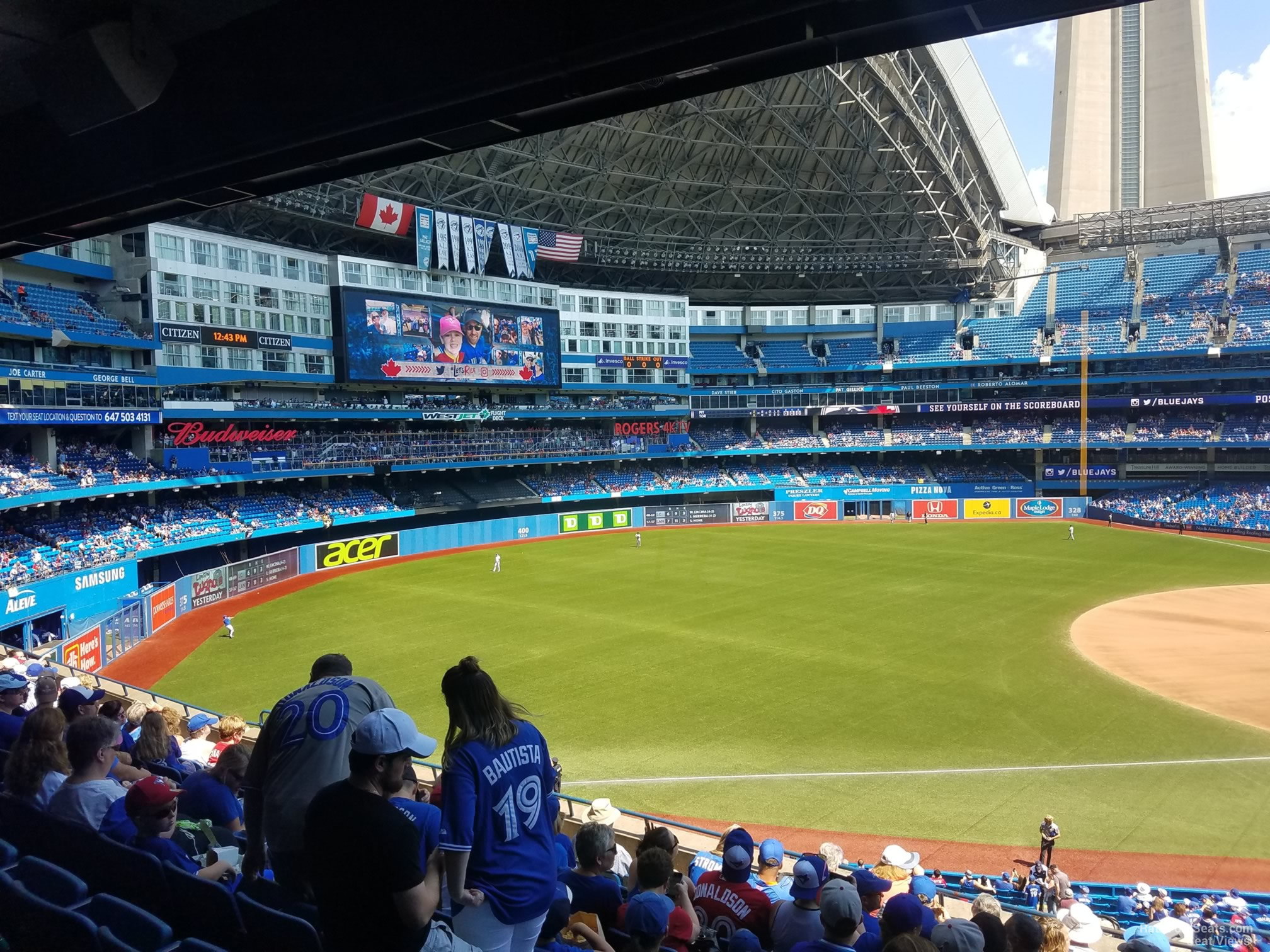 Entrance of Rogers Centre at Gate 14 - Изображение Rogers Centre