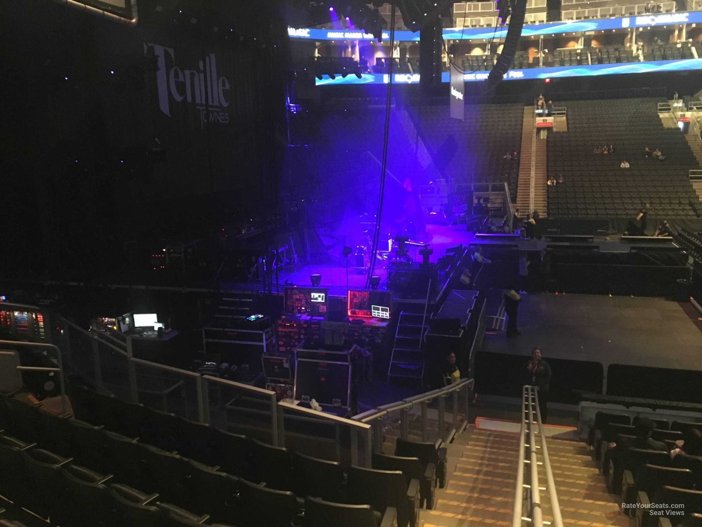 section 122, row 10 seat view  for concert - rogers place