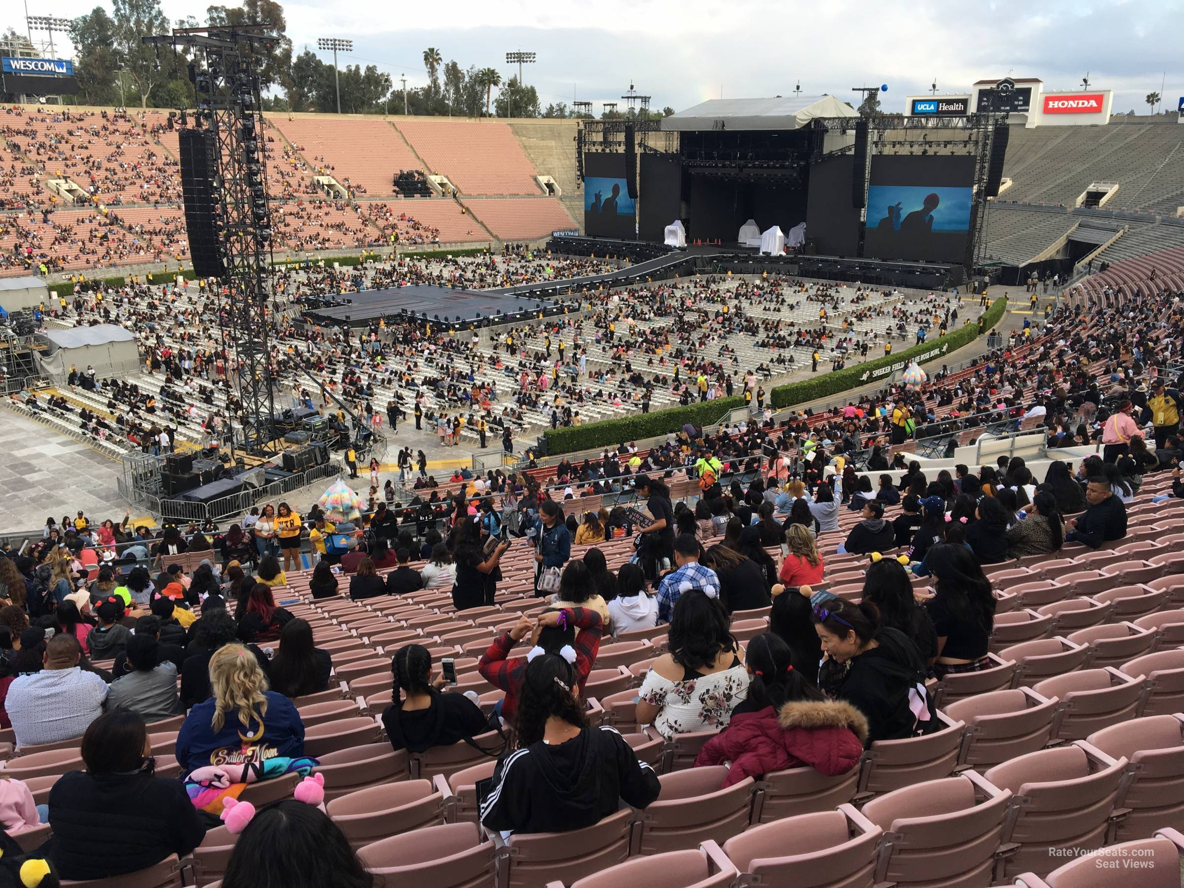 Section 16 at Rose Bowl Stadium for Concerts