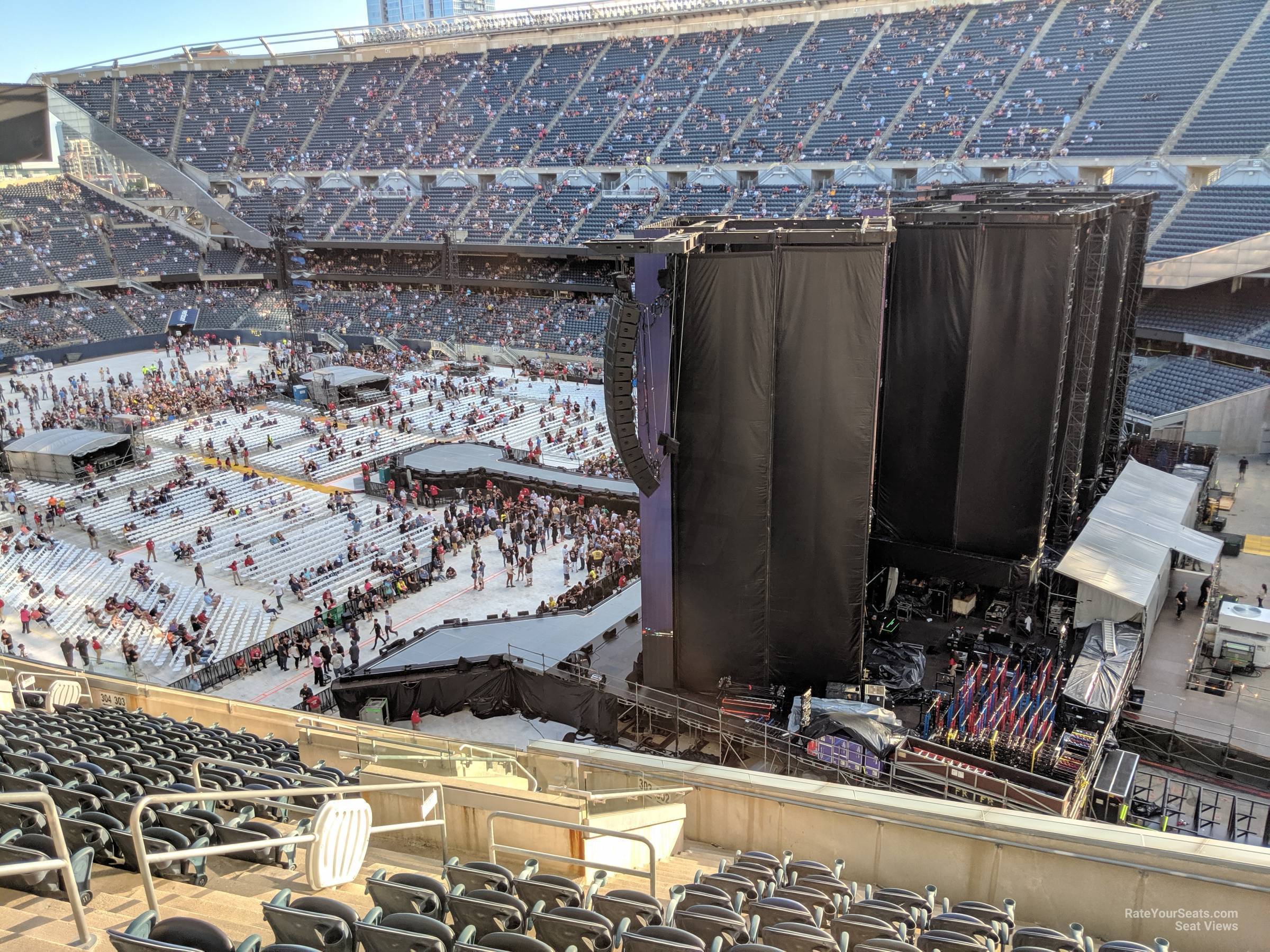 Soldier Field Section 302 Concert Seating - RateYourSeats.com