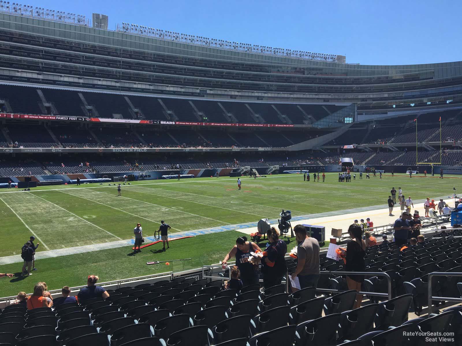 Section 142 at Soldier Field - Chicago Bears - RateYourSeats.com