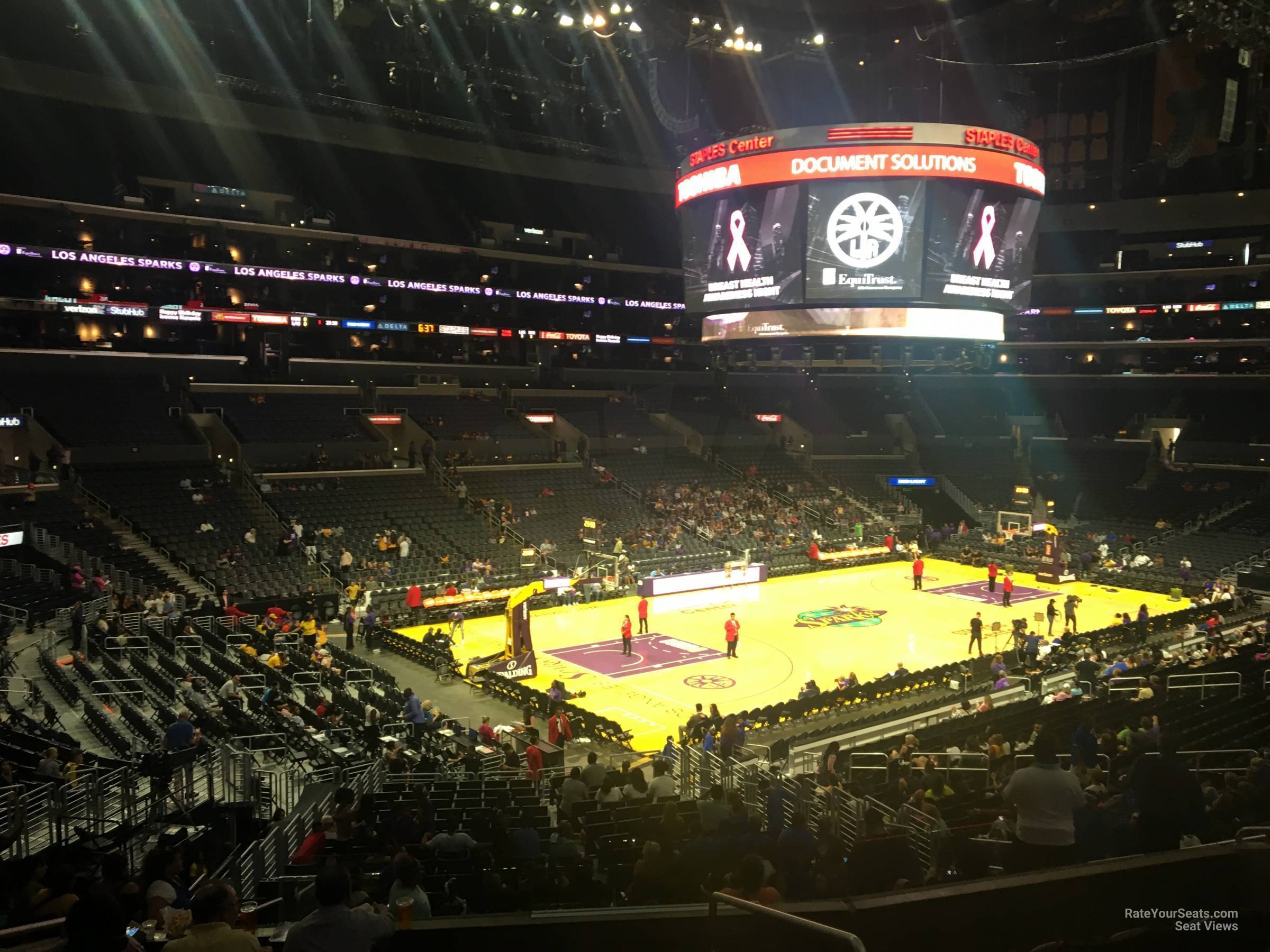 Staples Center Premier 18 - Clippers/Lakers - RateYourSeats.com