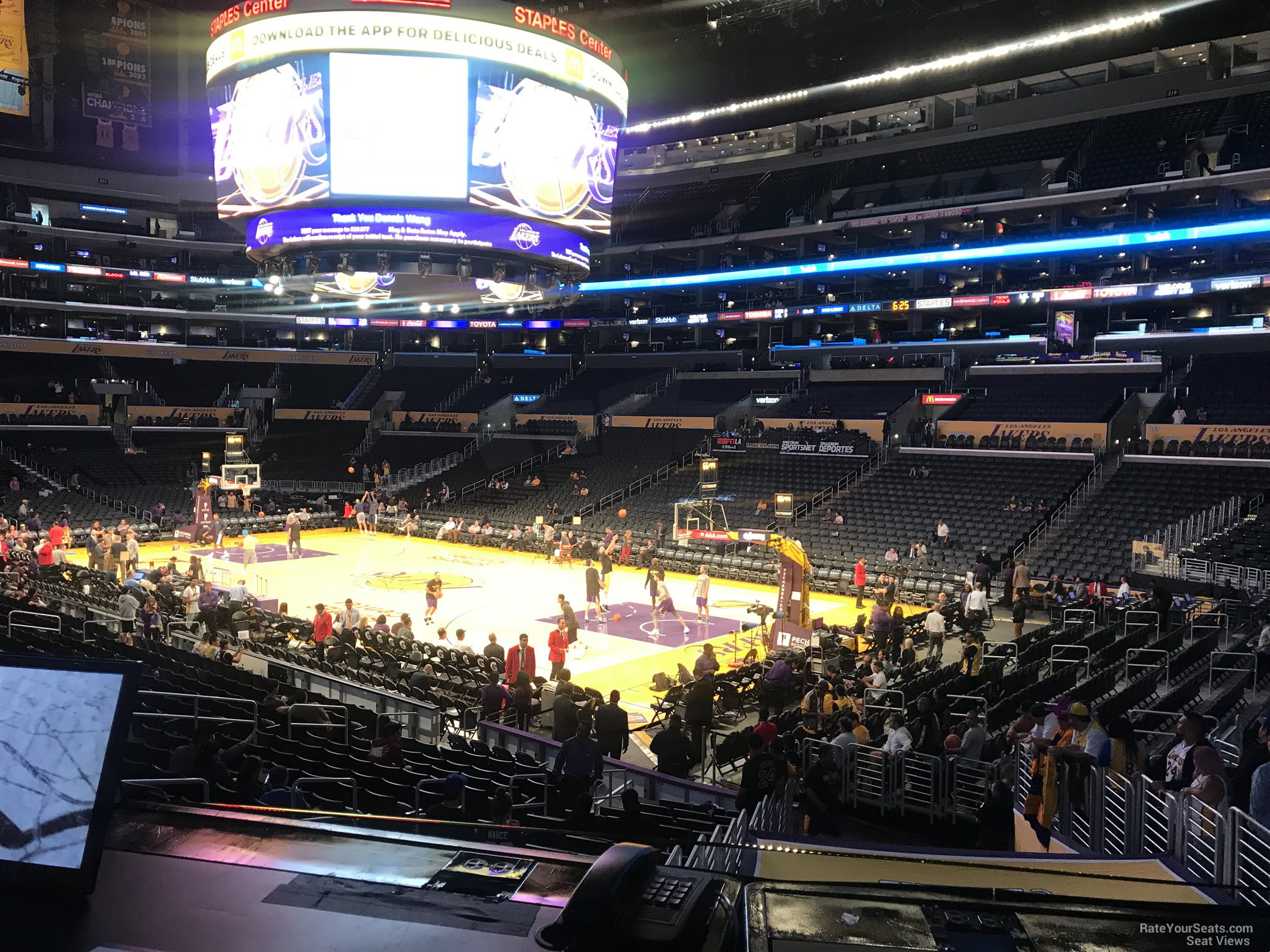 Staples Center Section 117 - Clippers/Lakers - RateYourSeats.com