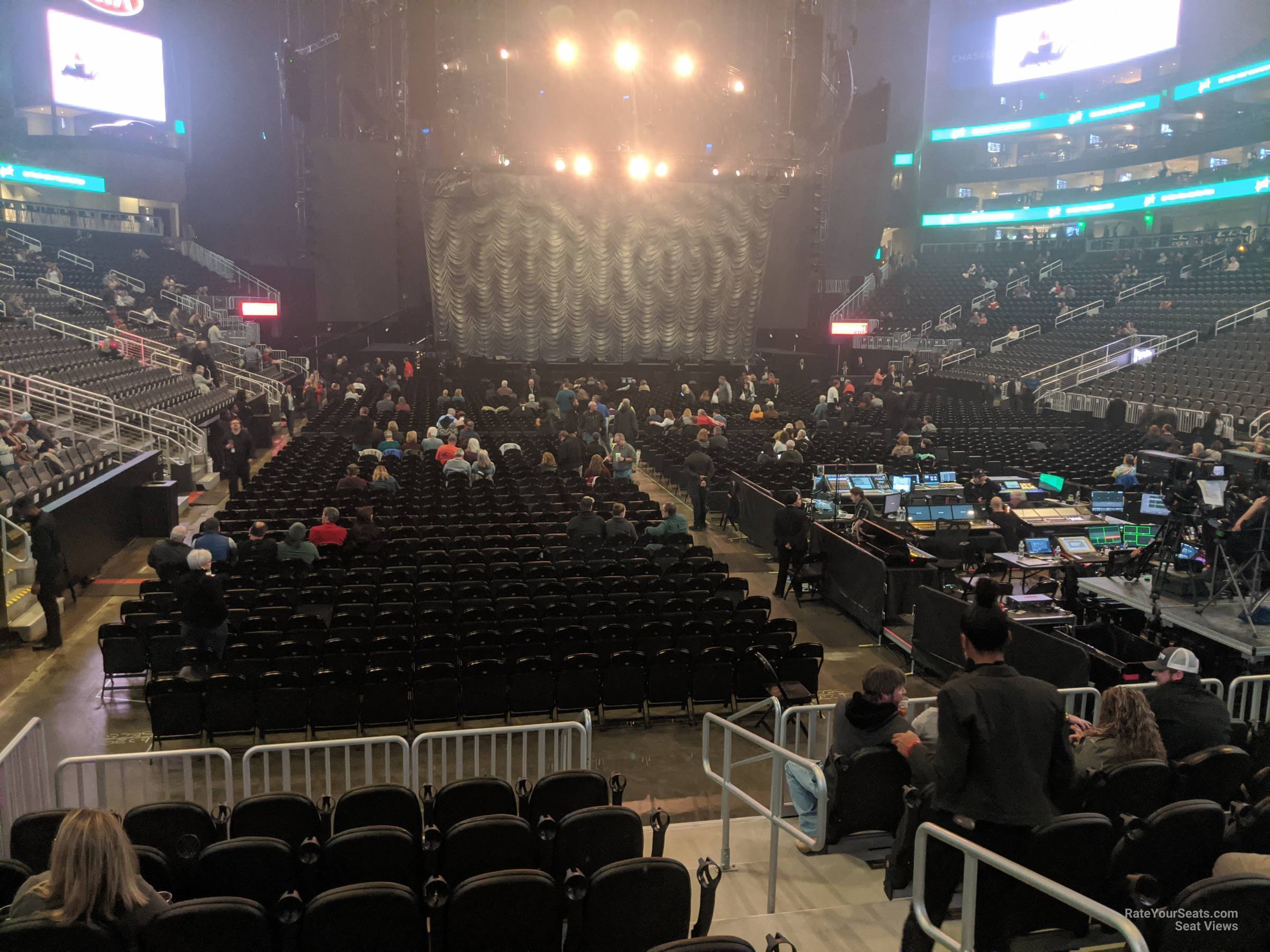 State Farm Arena Section 115L Concert Seating