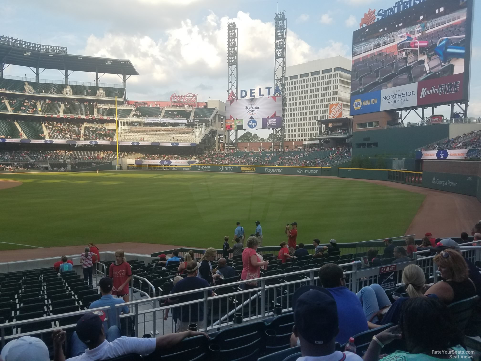 Atlanta Braves Foundation on X: Stop by the ABF booth behind section 110  to check out the special items available tonight as we celebrate Jackie  Robinson Day at Truist Park!  /