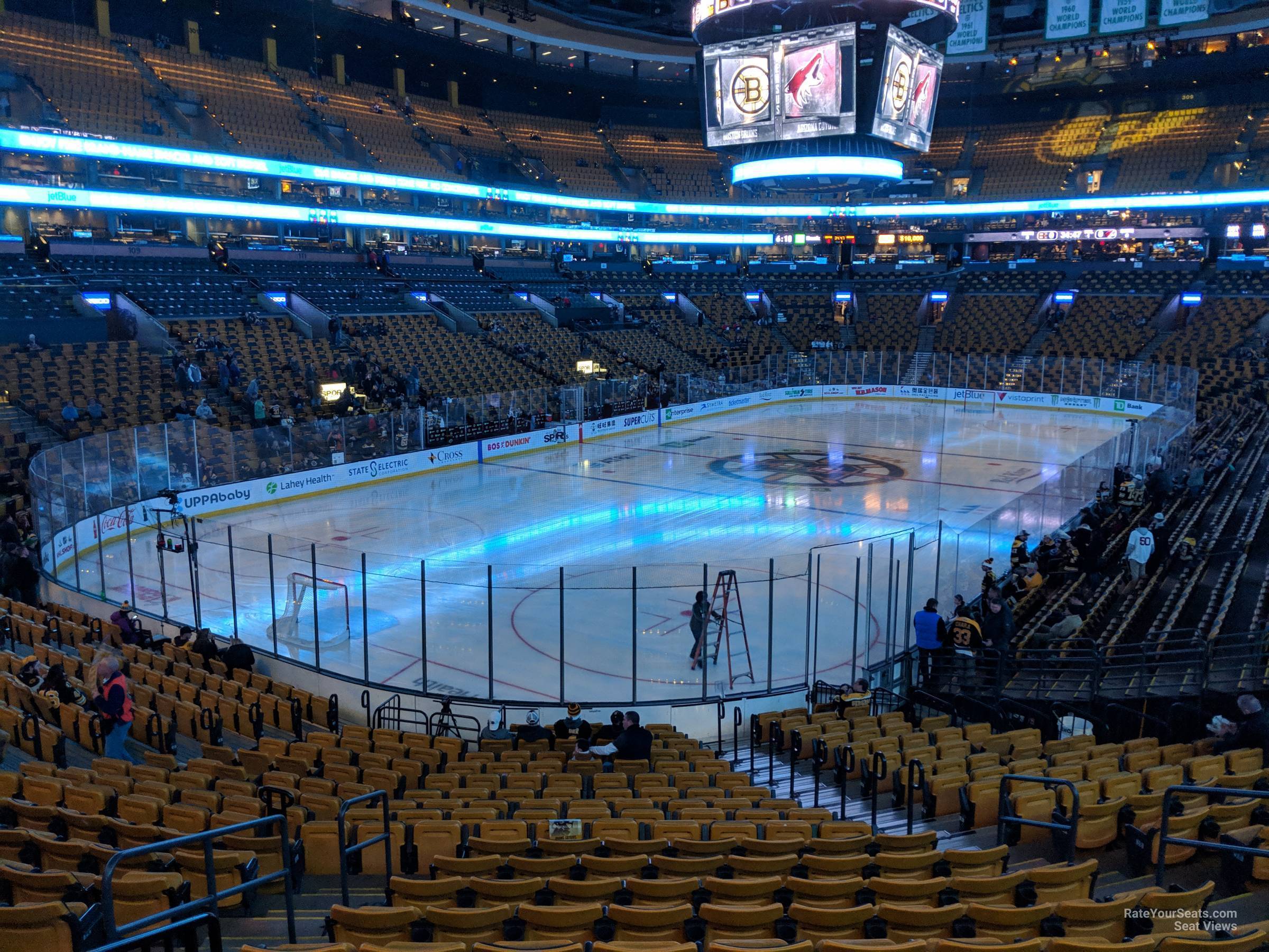 td-garden-loge-16-boston-bruins-rateyourseats