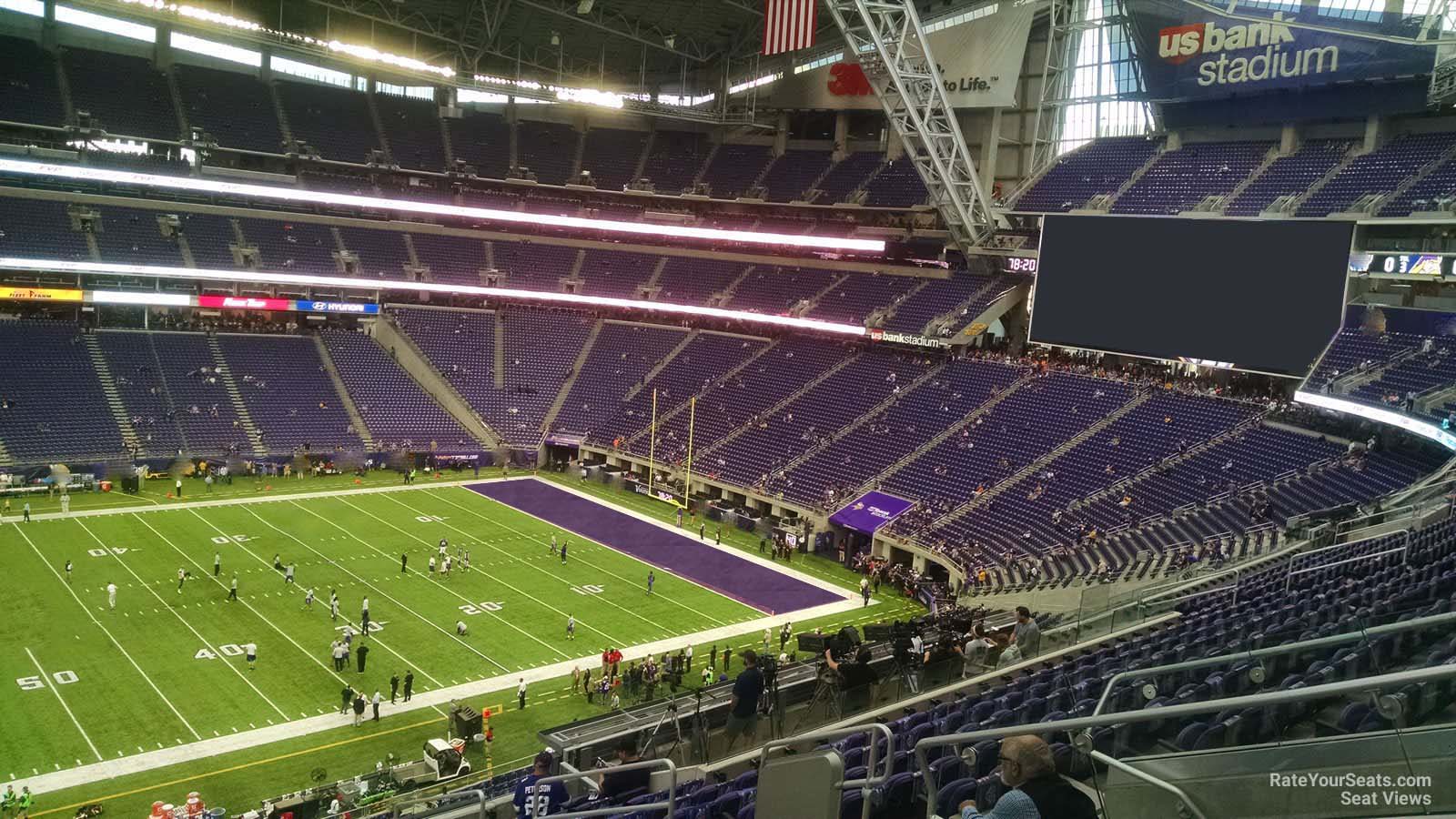 Club V9 at U.S. Bank Stadium 