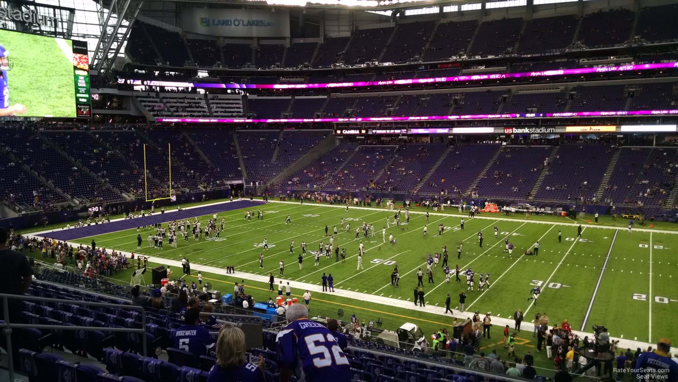 Truss Bar, Drink Rail Seats, Detroit Lions at Minnesota Vikings