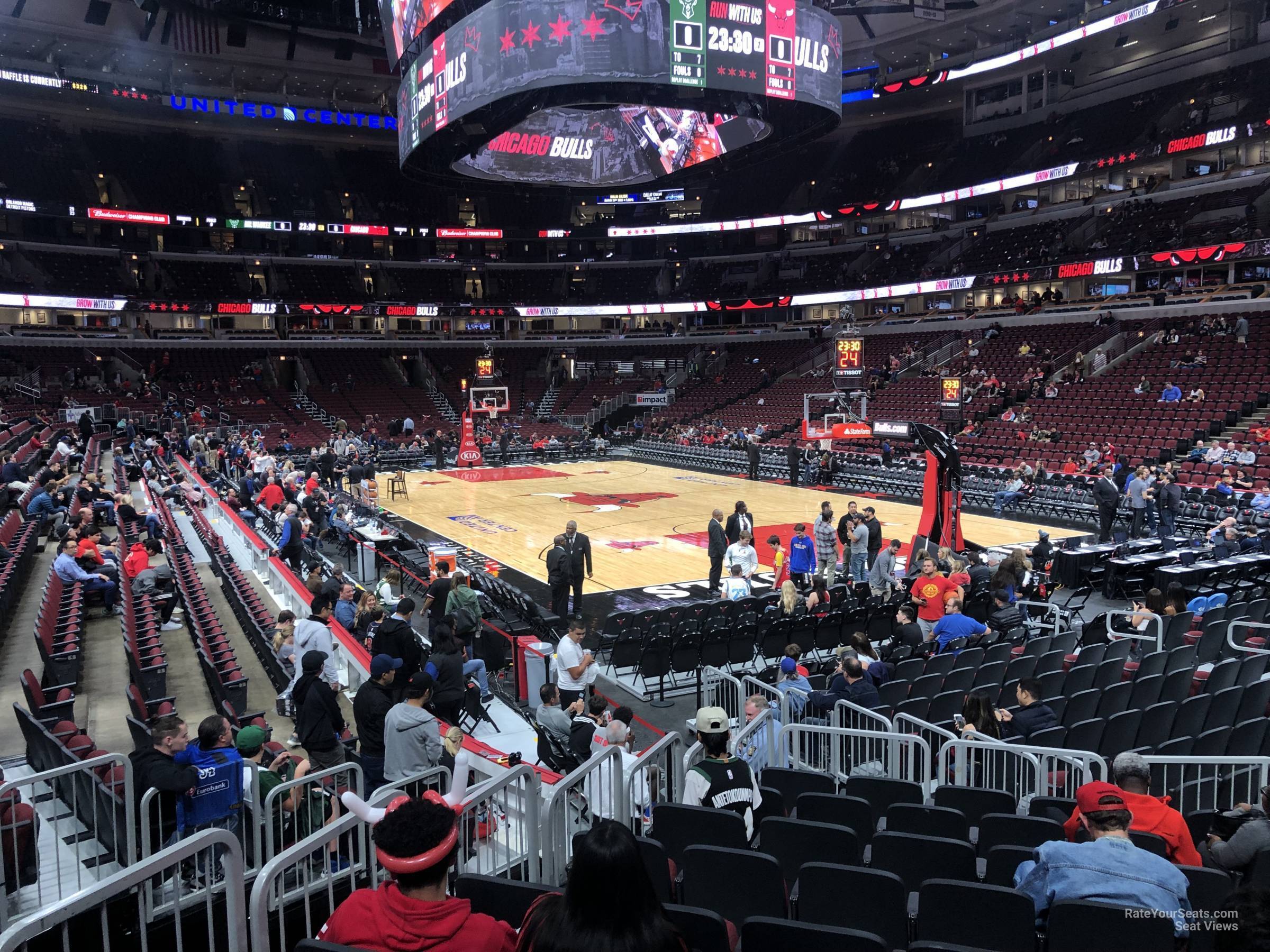 United Center Section 119 - Chicago Bulls - RateYourSeats.com